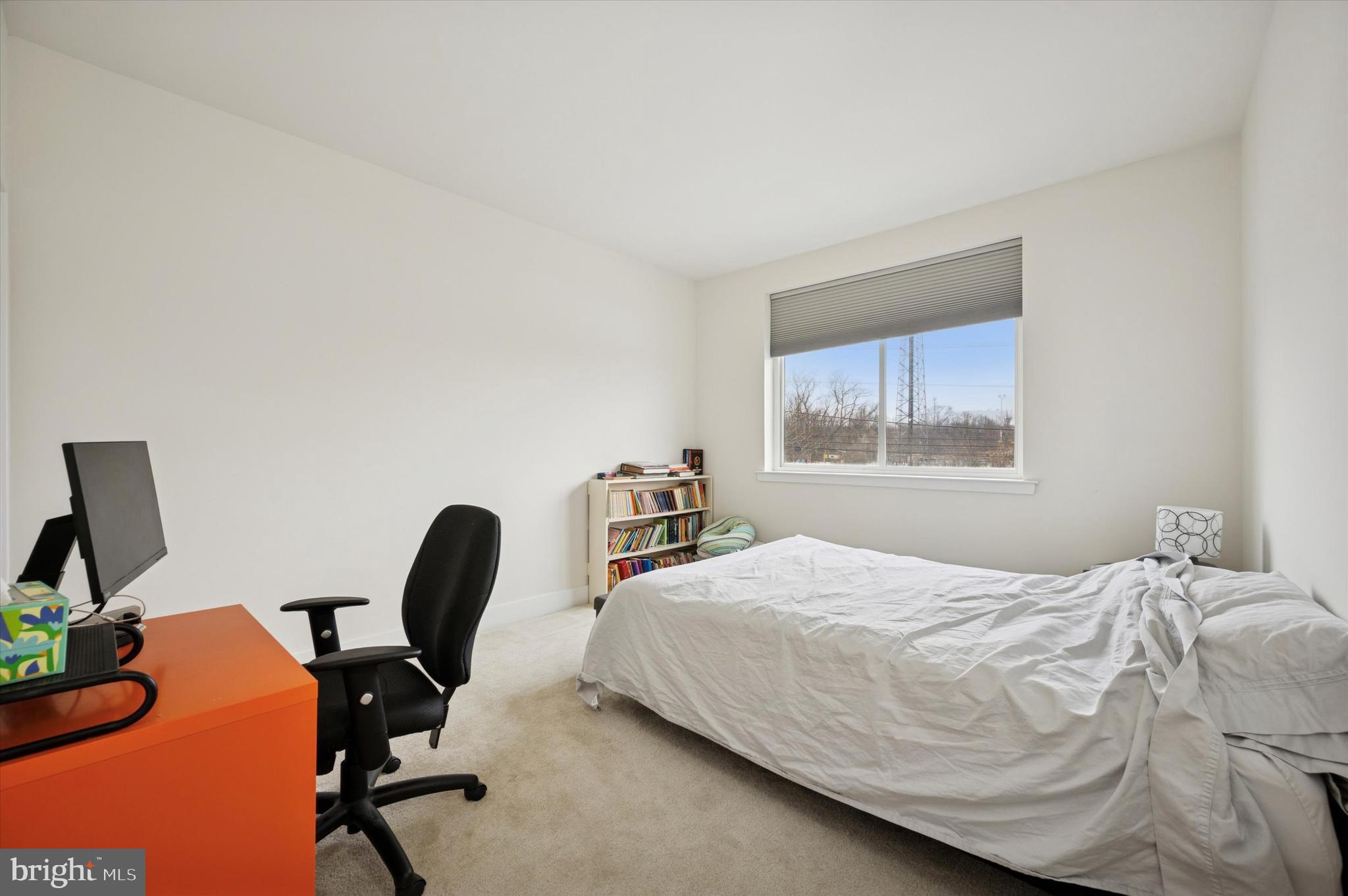 BROWNSTONES AT VF - Residential Lease