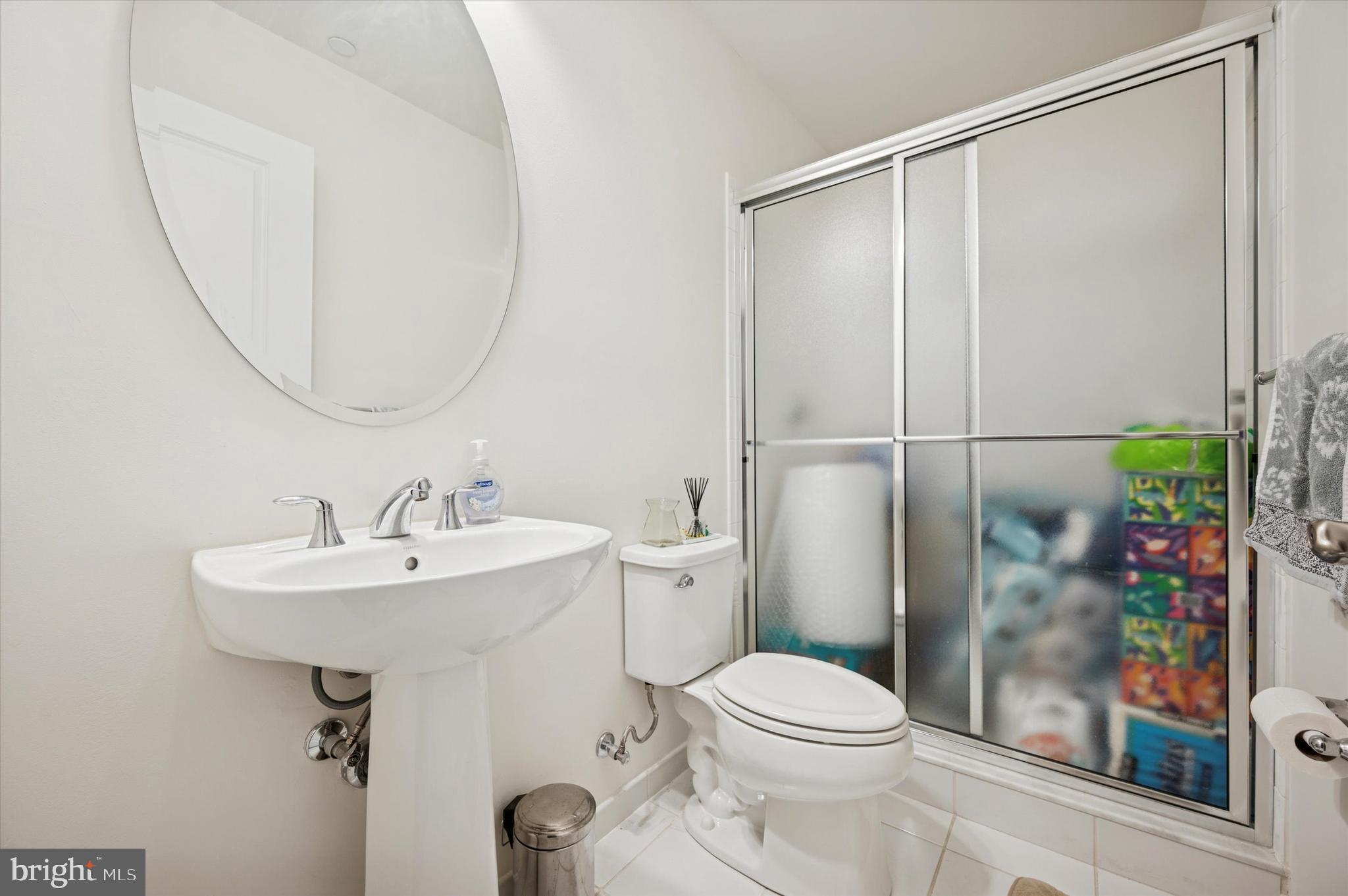 BROWNSTONES AT VF - Residential Lease