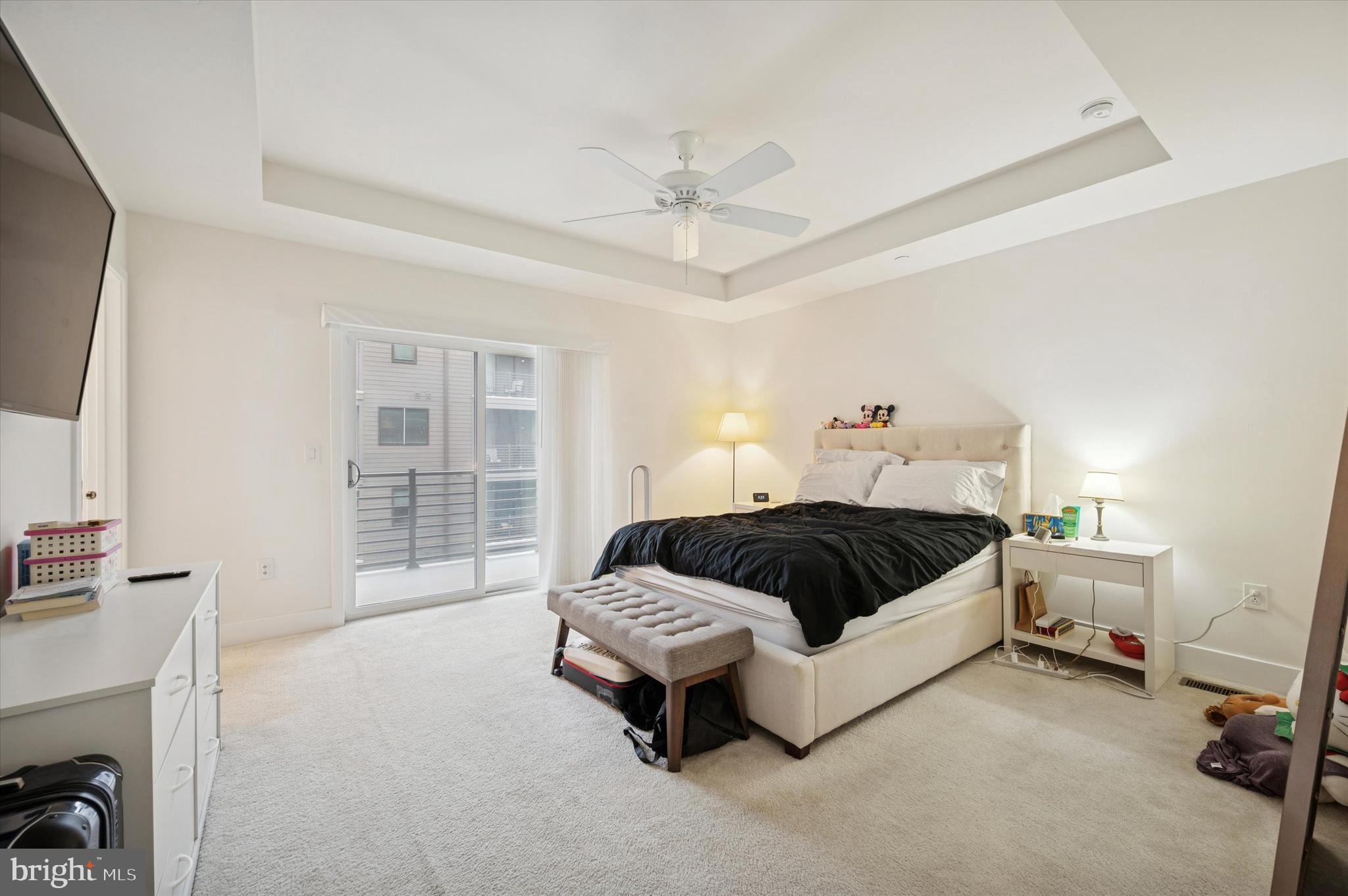 BROWNSTONES AT VF - Residential Lease