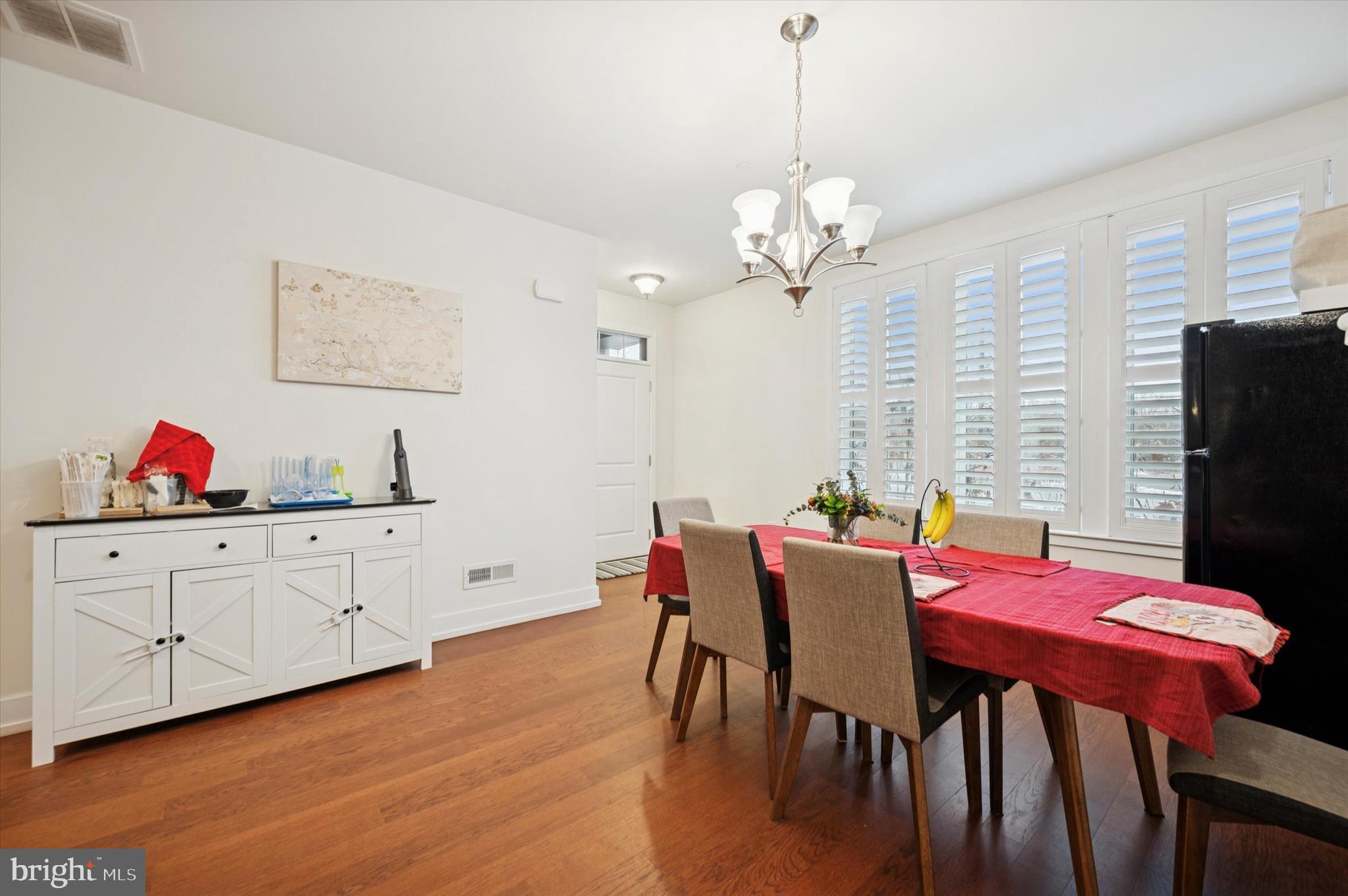 BROWNSTONES AT VF - Residential Lease