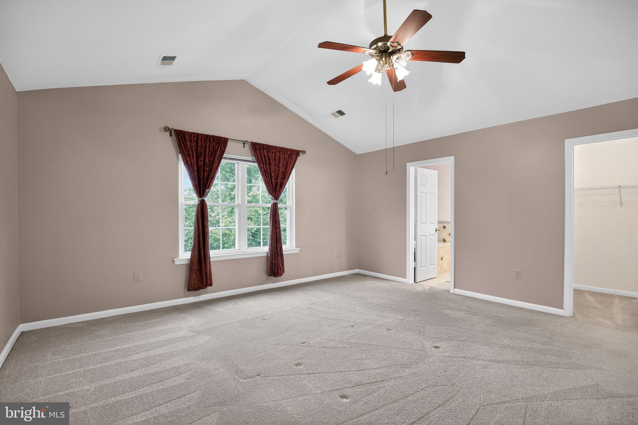 WESTBURY PUB - Residential