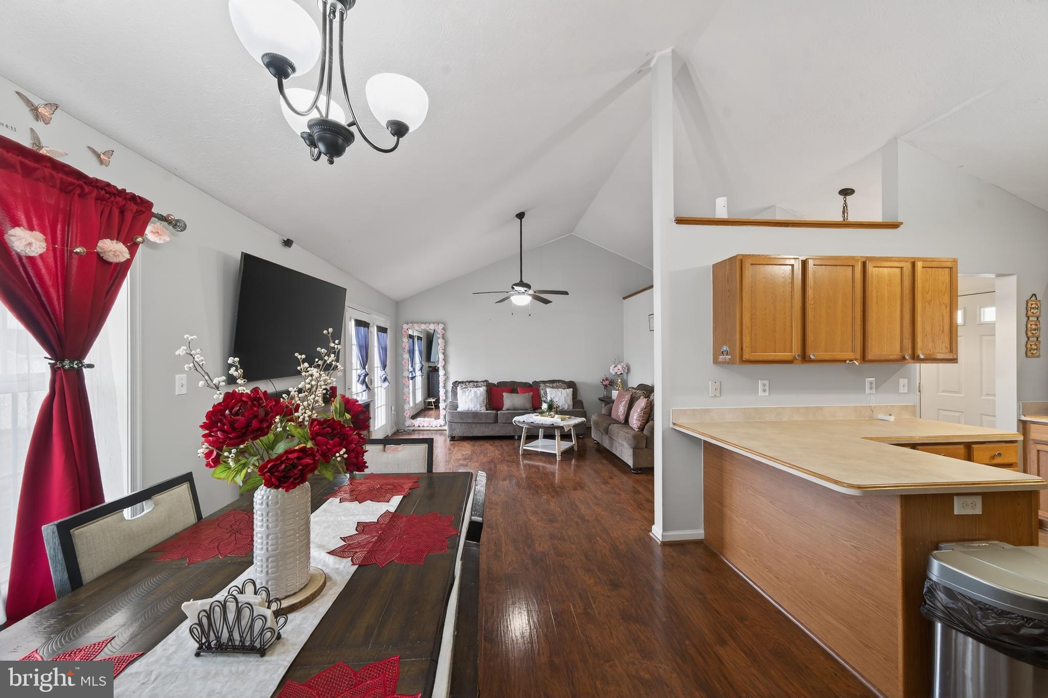 VINEYARDS - Residential