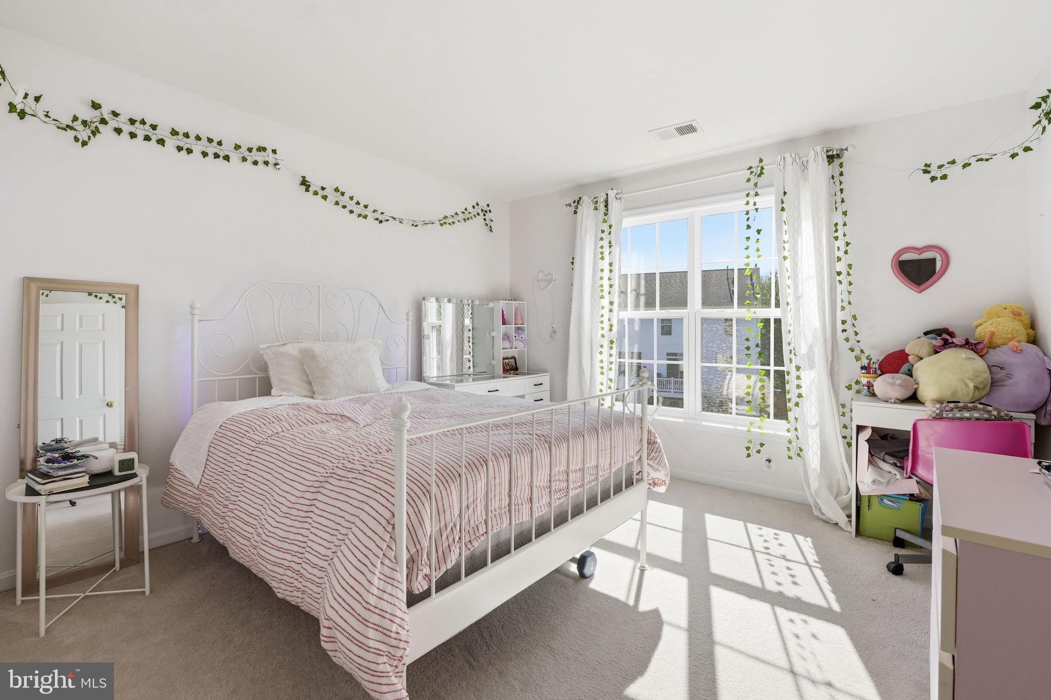 HOPEWELLS LANDING - Residential