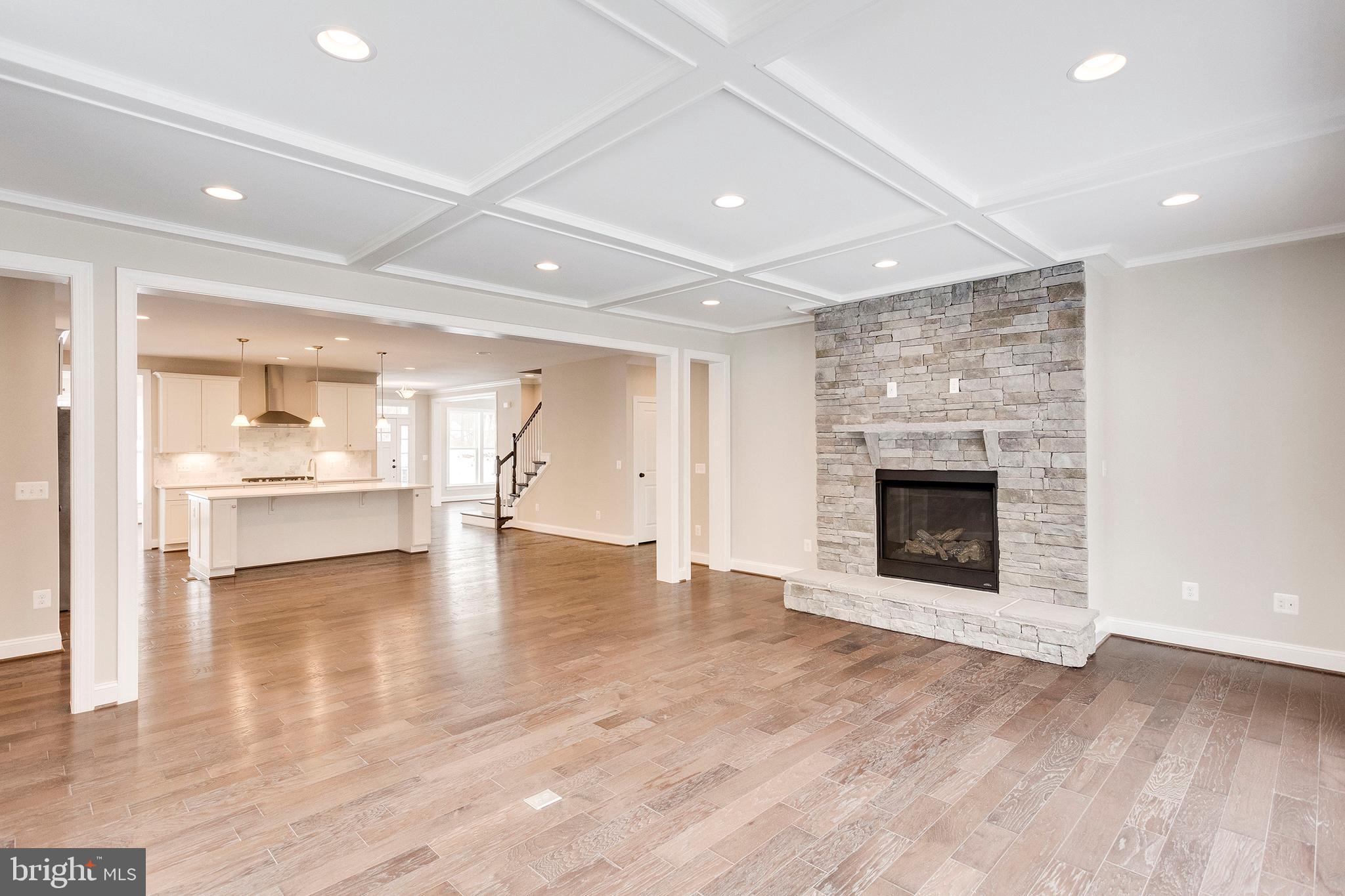 WALNUT RUN - Residential