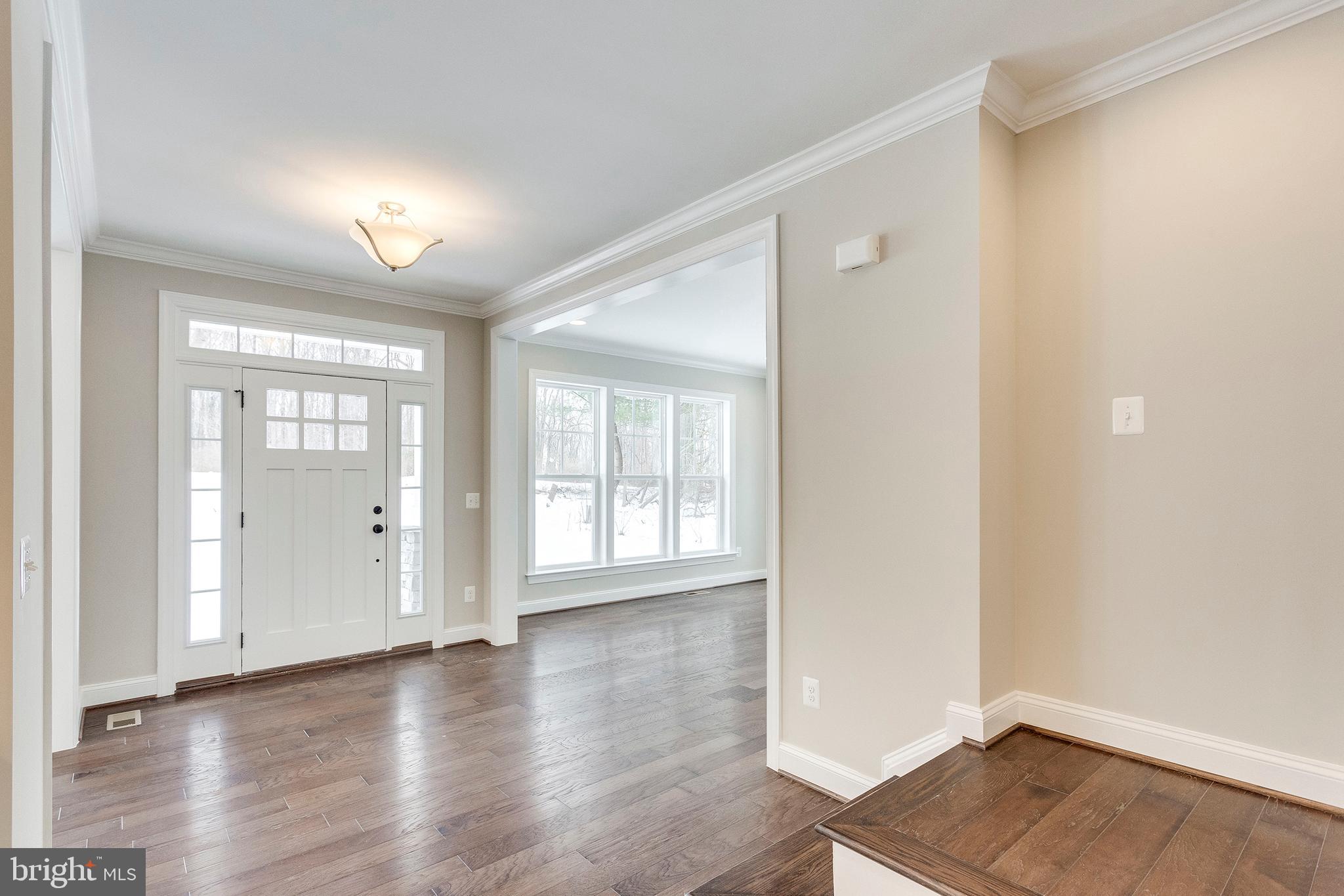 WALNUT RUN - Residential