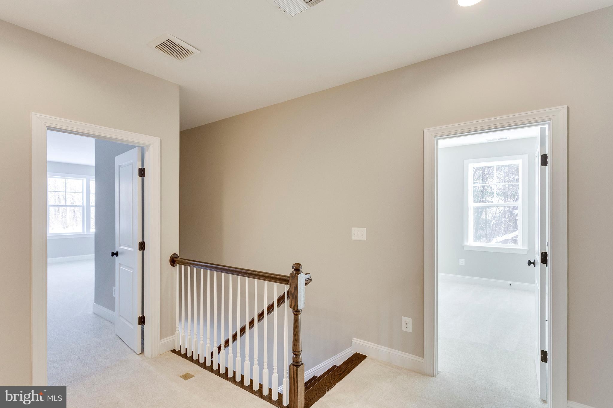 WALNUT RUN - Residential