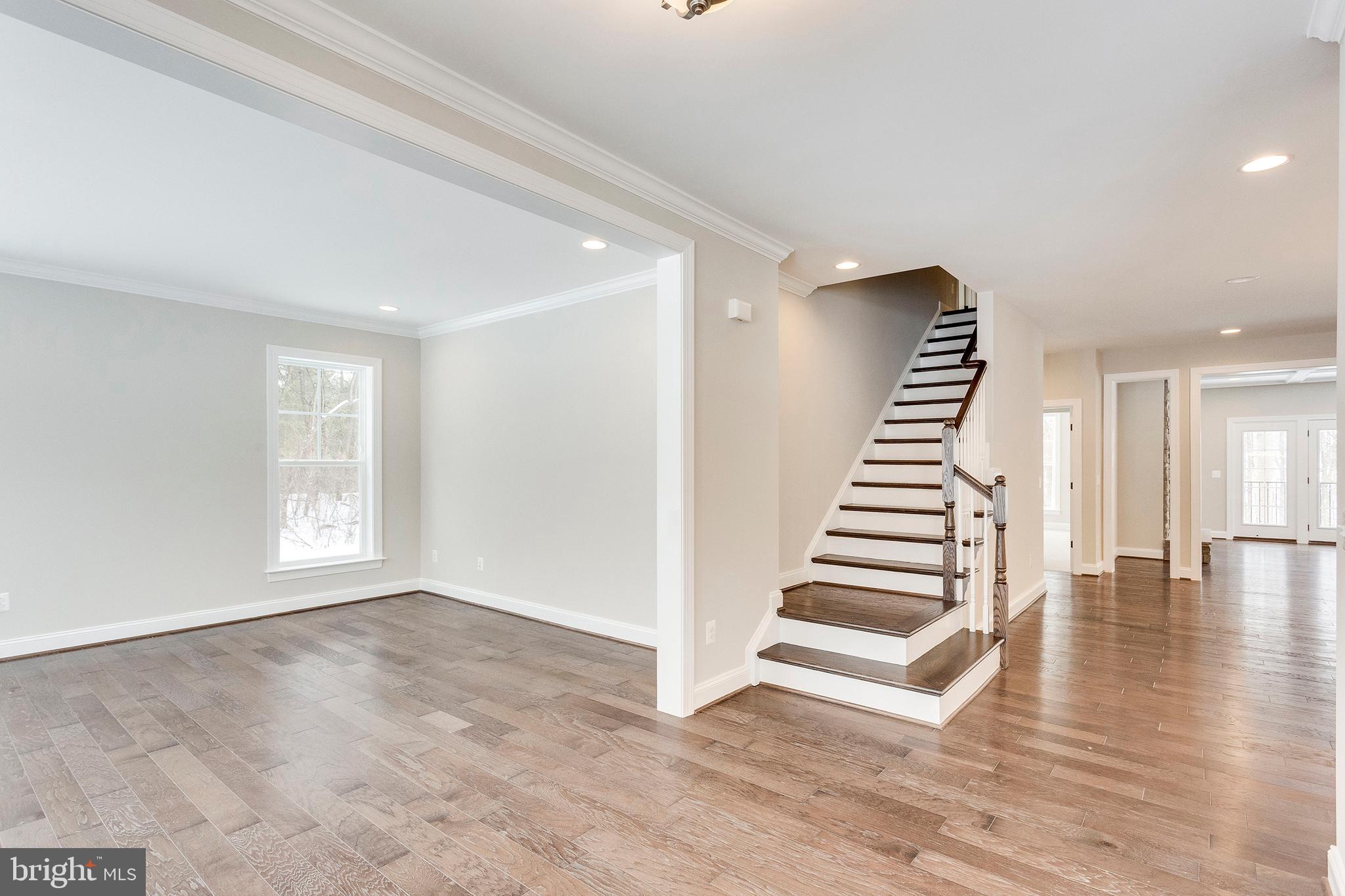 WALNUT RUN - Residential