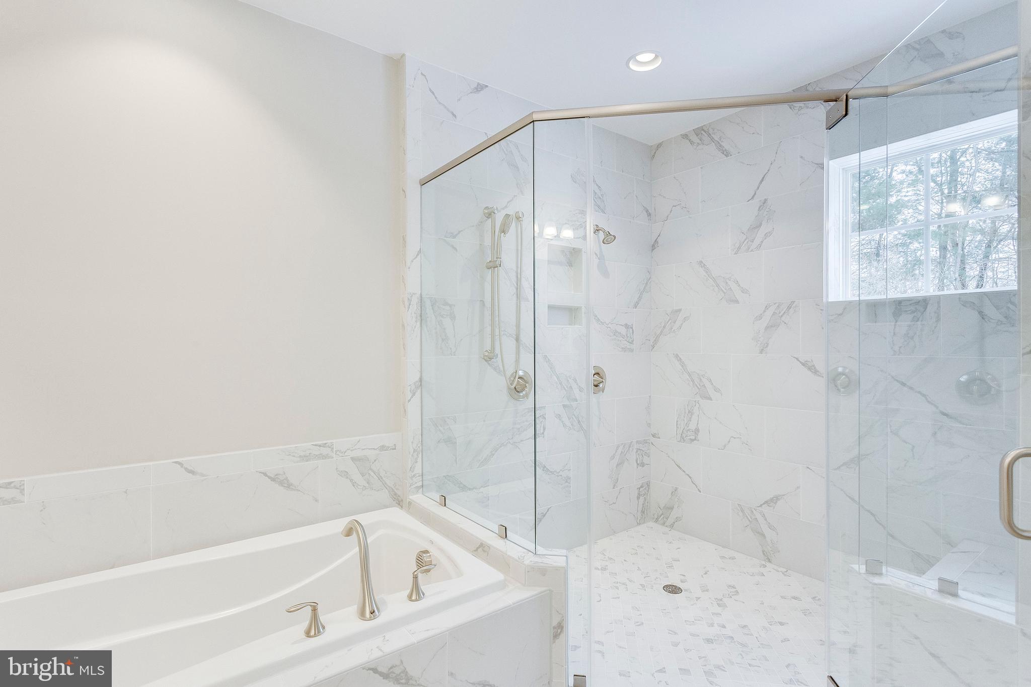 WALNUT RUN - Residential