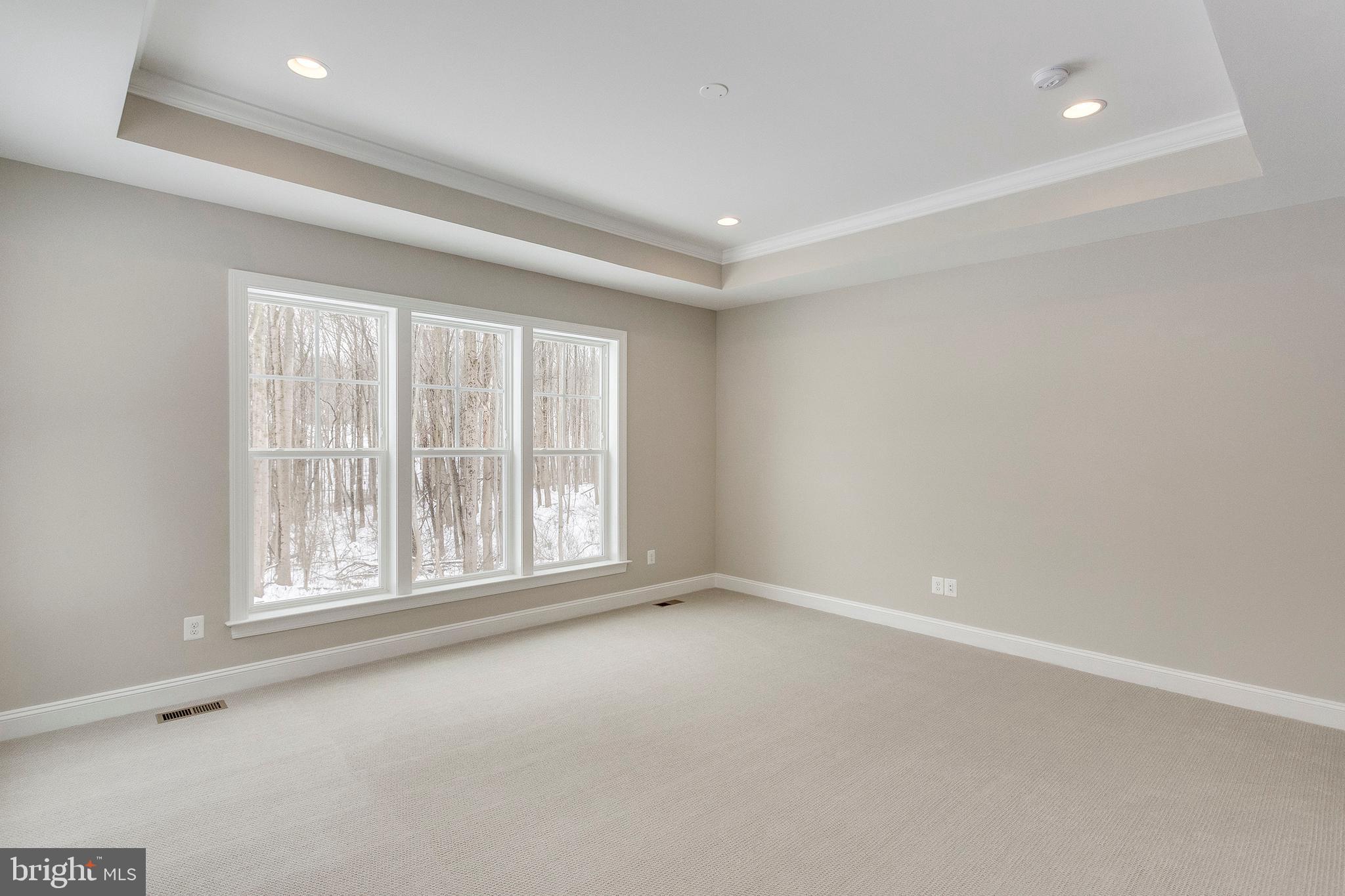 WALNUT RUN - Residential