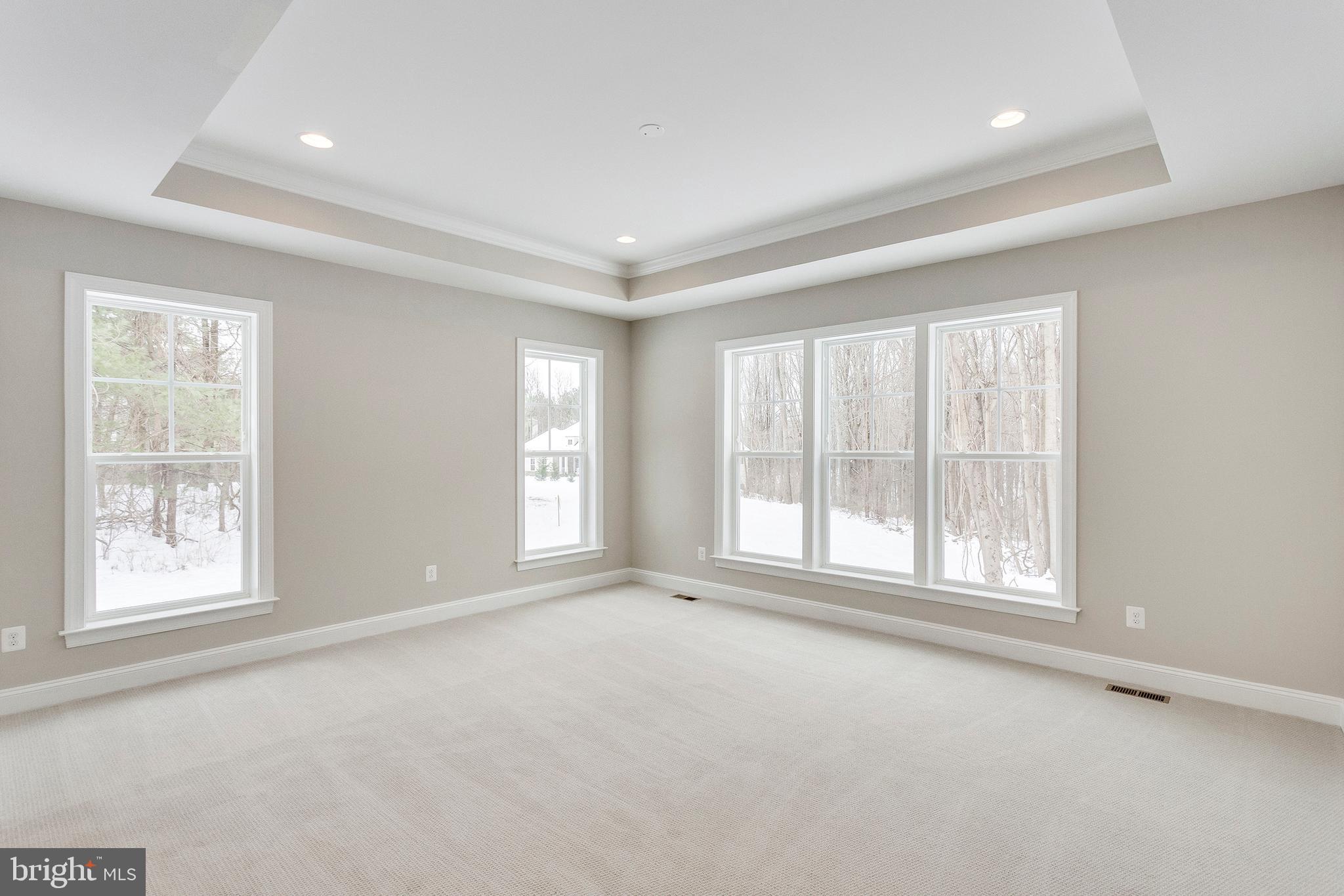 WALNUT RUN - Residential