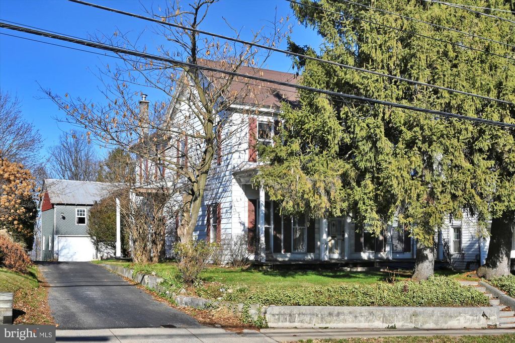 Photo of 2015 MAIN ST, LITITZ, PA 17543 (MLS # PALA2028854)