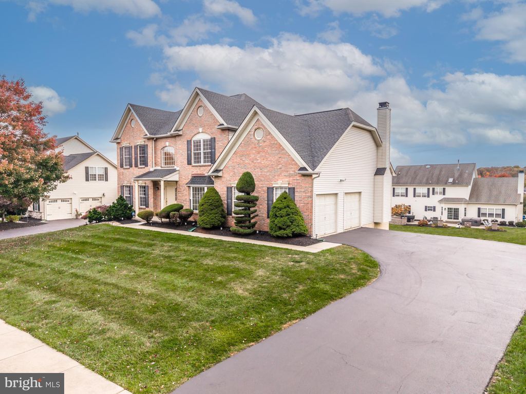 Photo of 120 Statesman Road, CHALFONT, PA 18914 (MLS # PABU2108034)