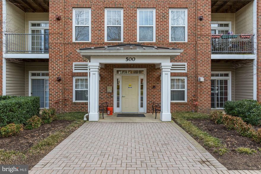 Spacious Corner Unit 3BD/2BA Condo flooded w/Natural Light offers Main Level Living in Luxury Secured Bldg!! It features 1 Attached Garage Parking & 1 Assigned Parking Space, Updated HVAC & Hot Water Heater, Kitchen w/Center Island, Gas Fireplace, Every Closets w/Built-ins,  Abundance of Cabinet/Storage Space, Convenient Direct Access to Parking Area through Private Patio & Much More! Walk to Shopping, Restaurants & Free Shuttle to Metro!!