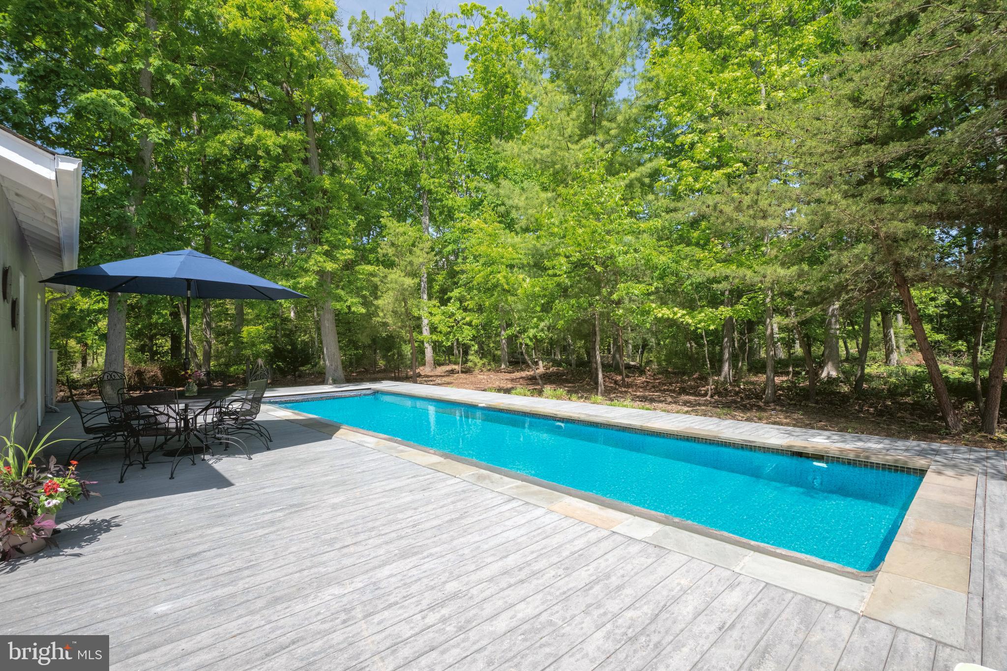 FELICITY COVE - Residential