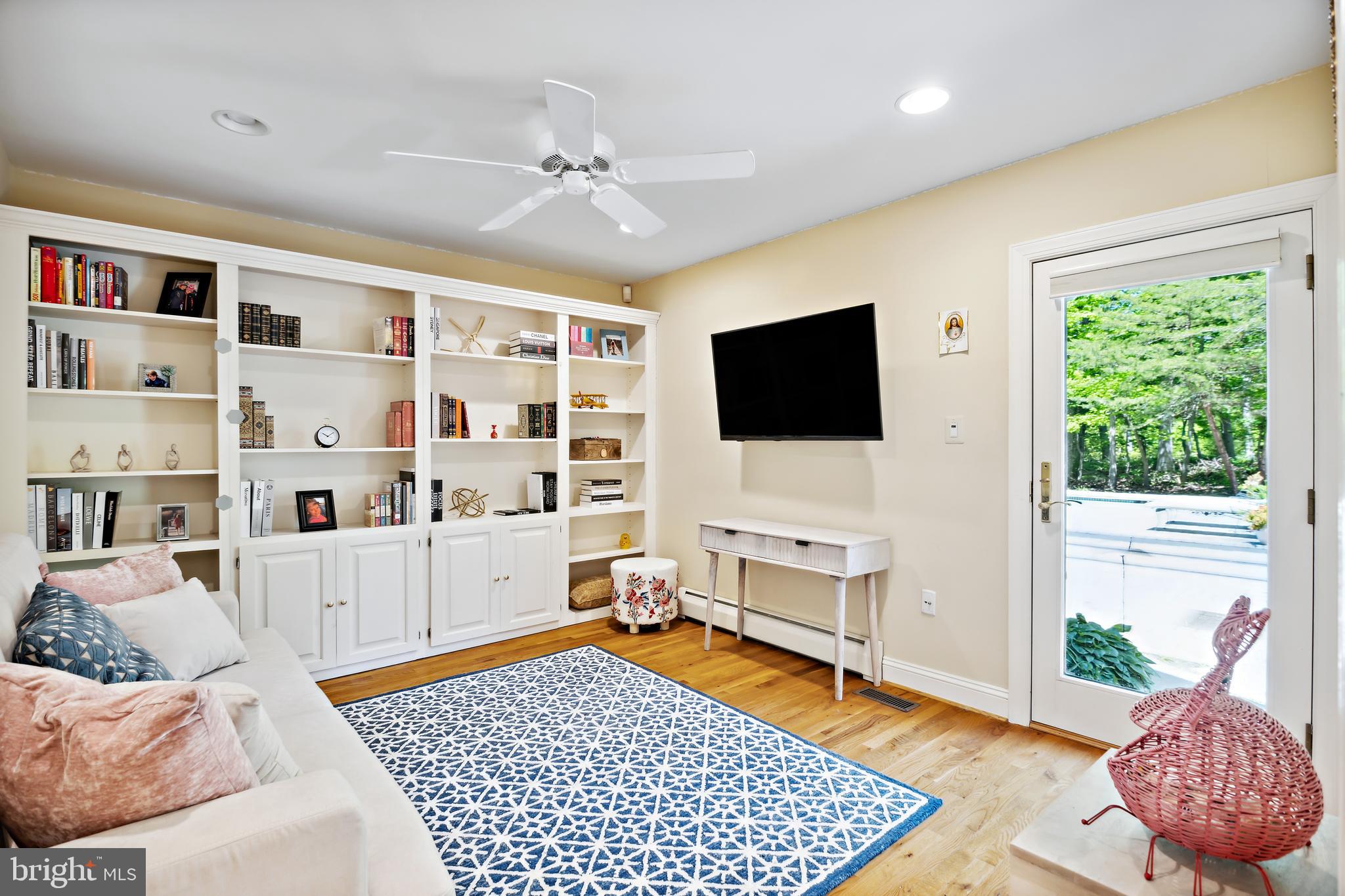 FELICITY COVE - Residential