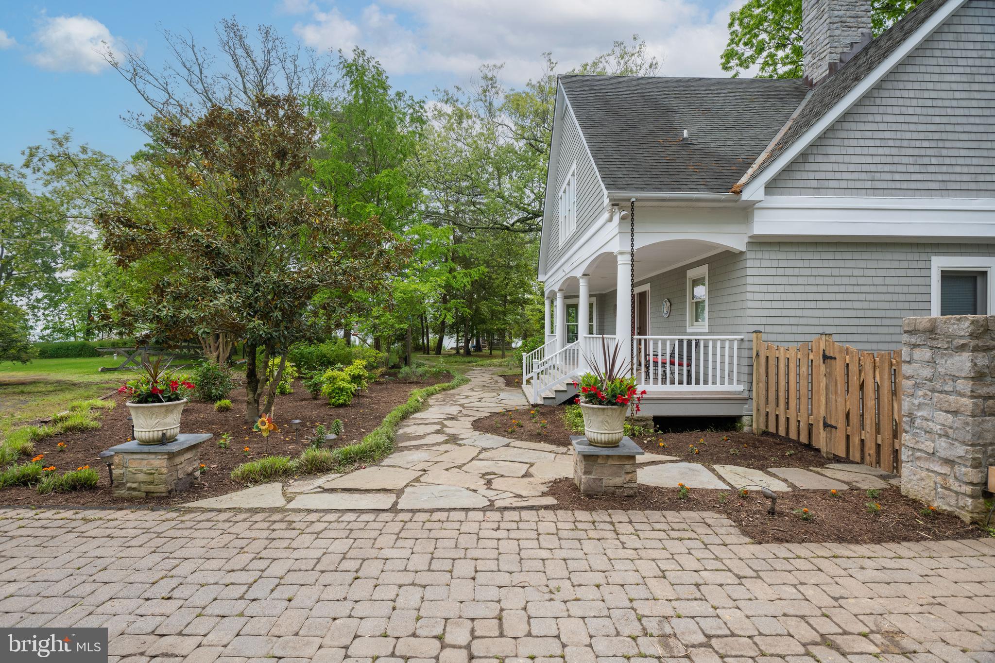 FELICITY COVE - Residential