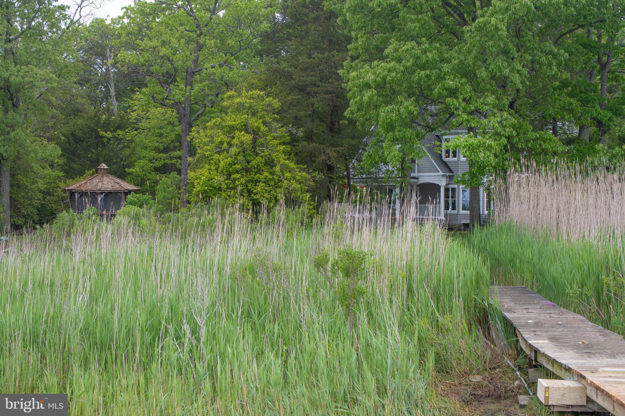 FELICITY COVE - Residential