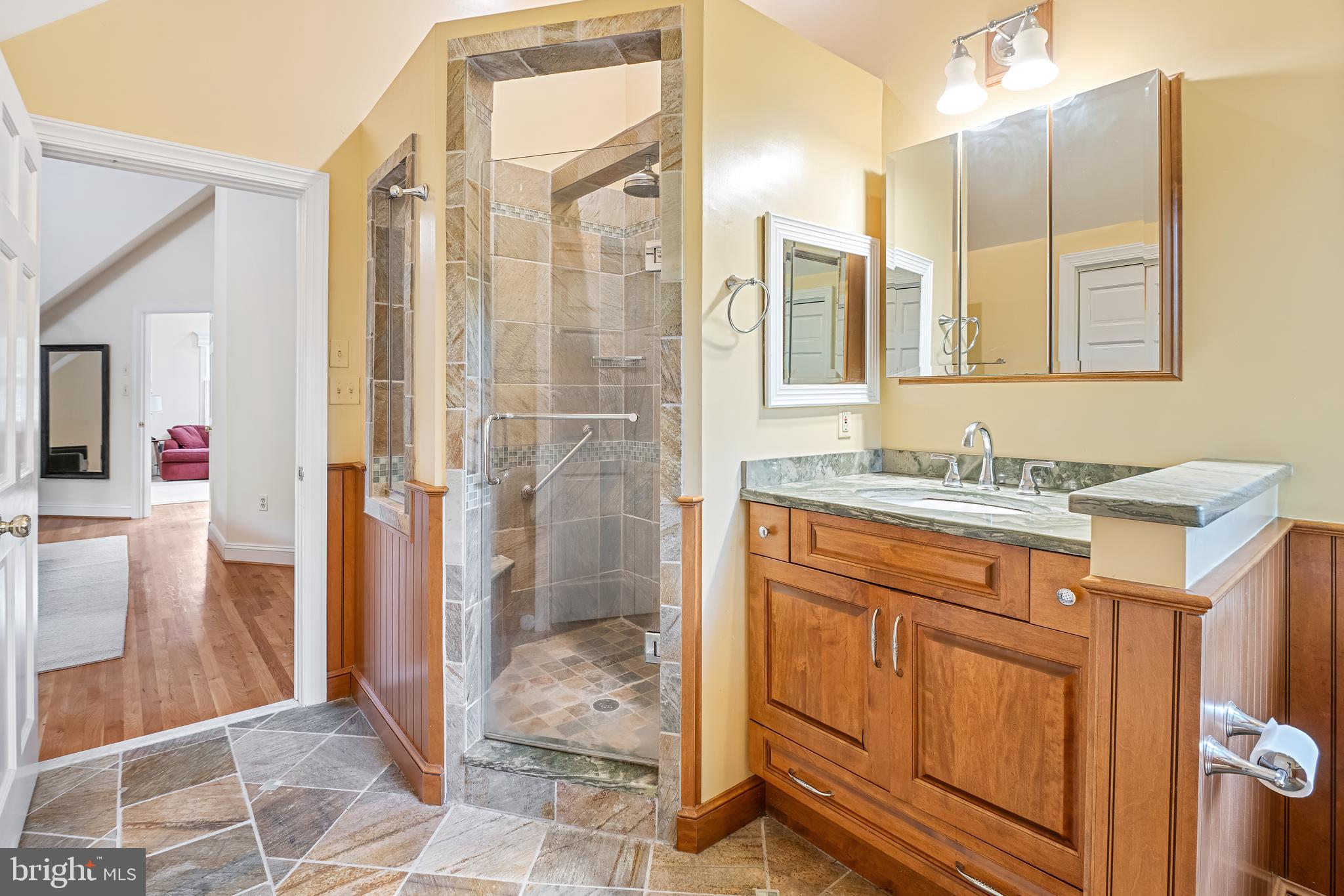 FELICITY COVE - Residential