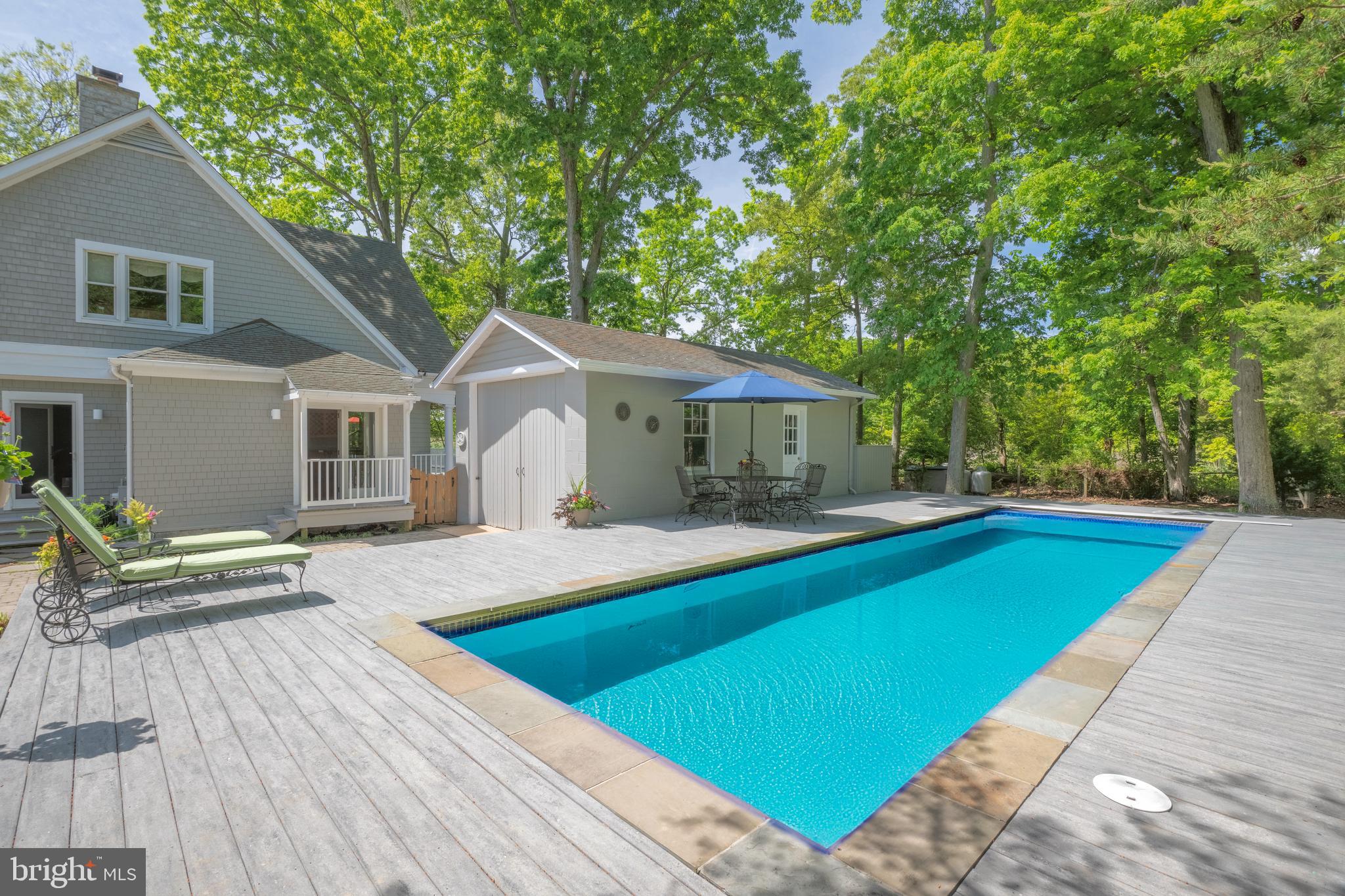 FELICITY COVE - Residential