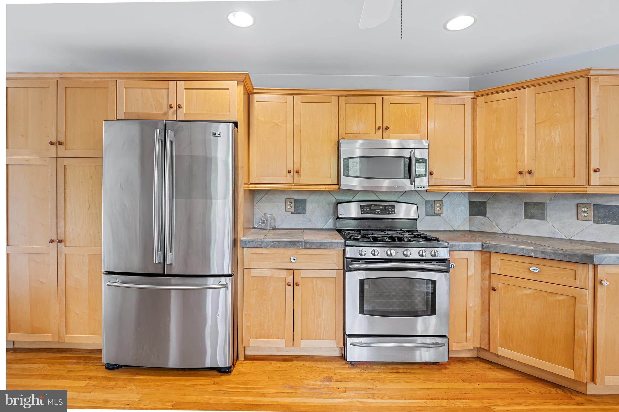 FELICITY COVE - Residential