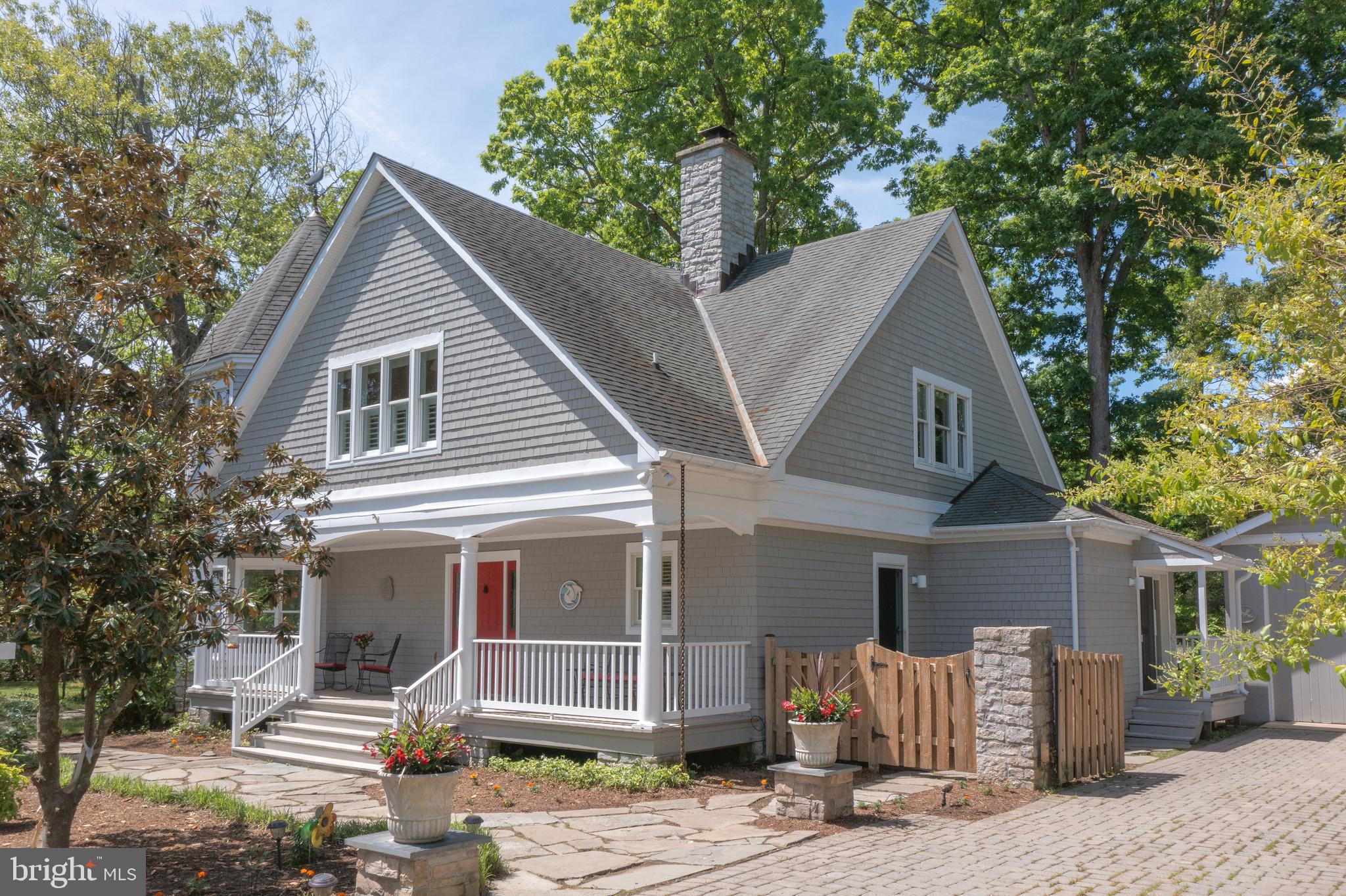 FELICITY COVE - Residential