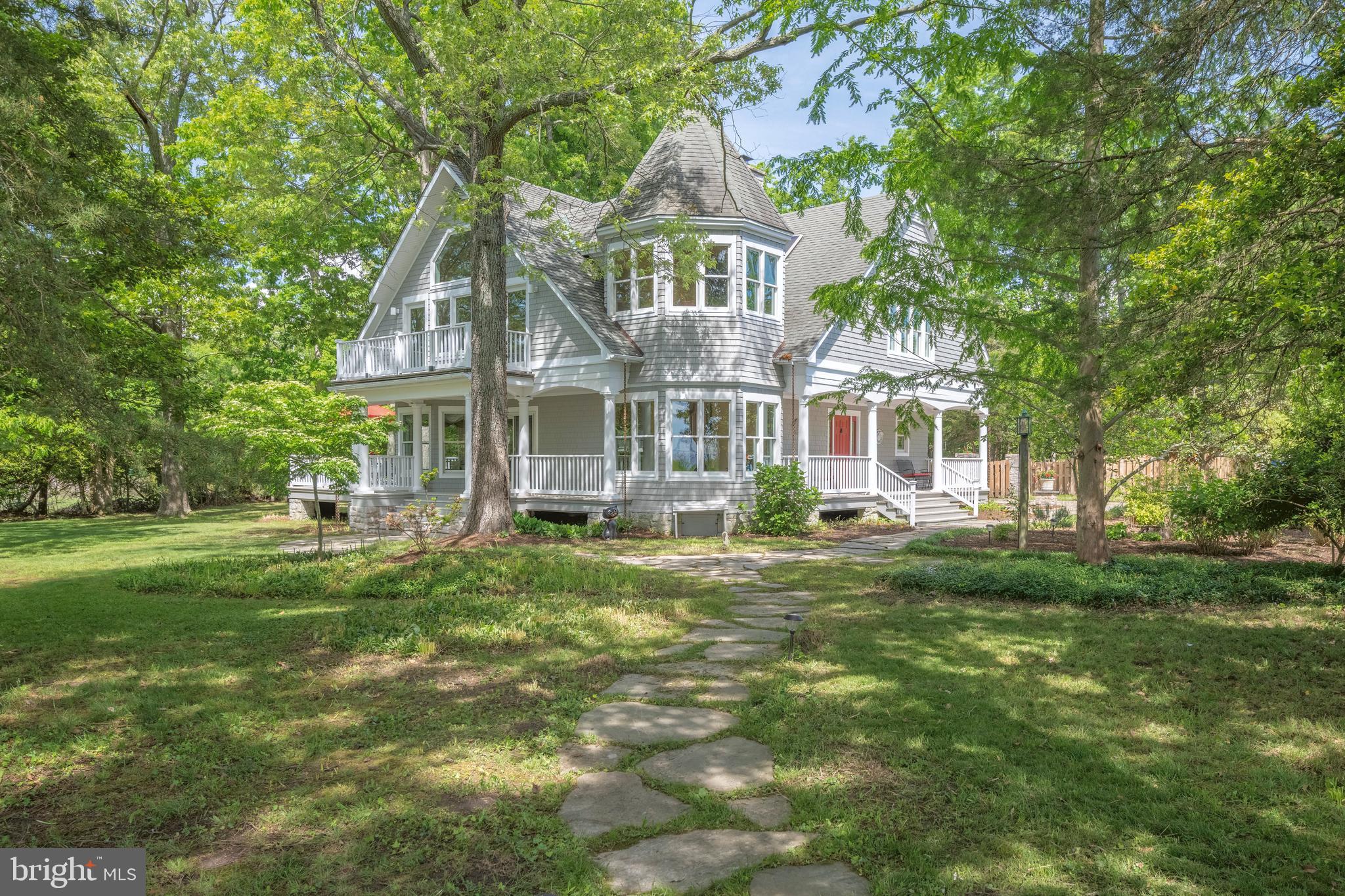 FELICITY COVE - Residential