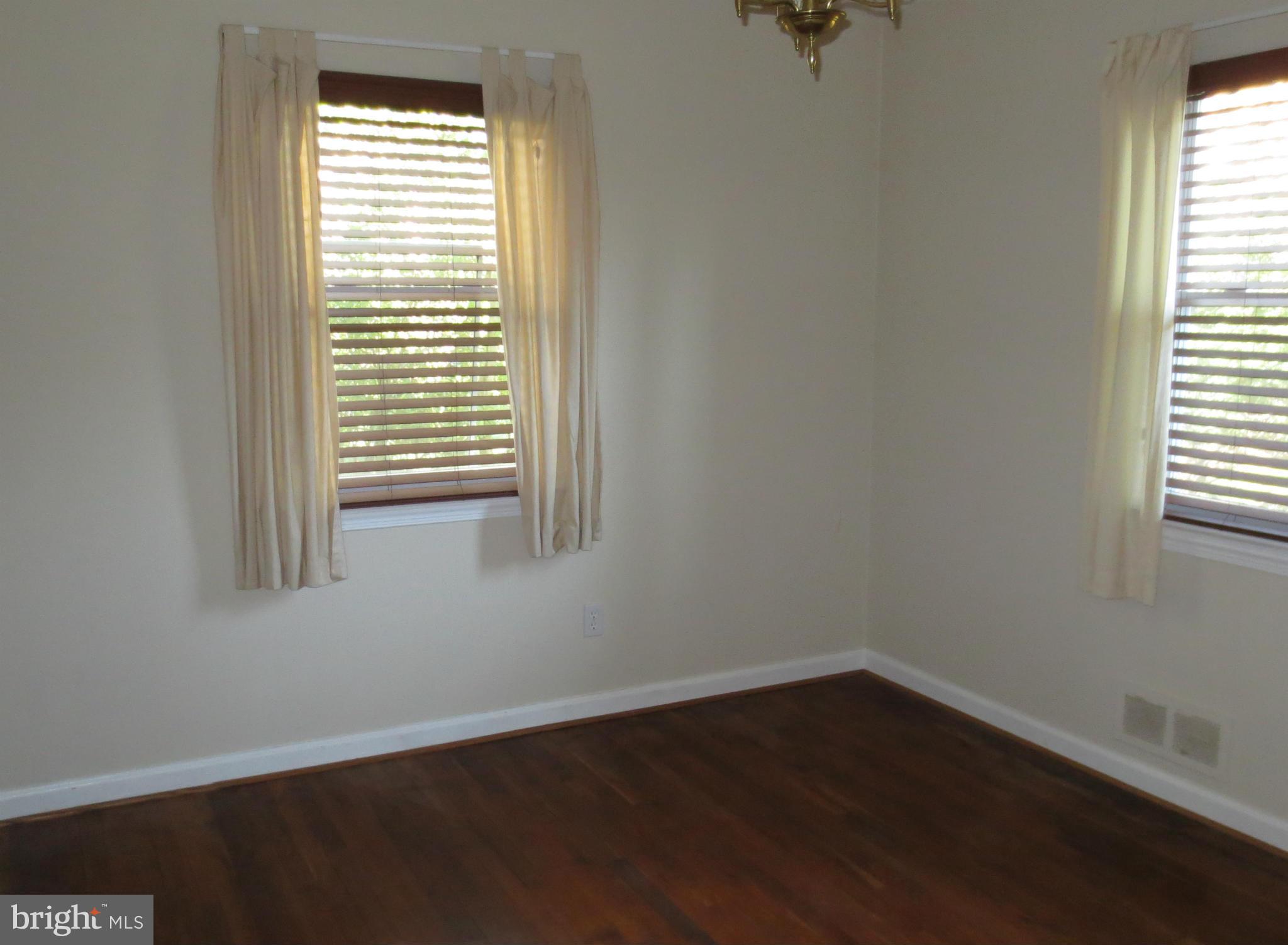 HILLANDALE - Residential