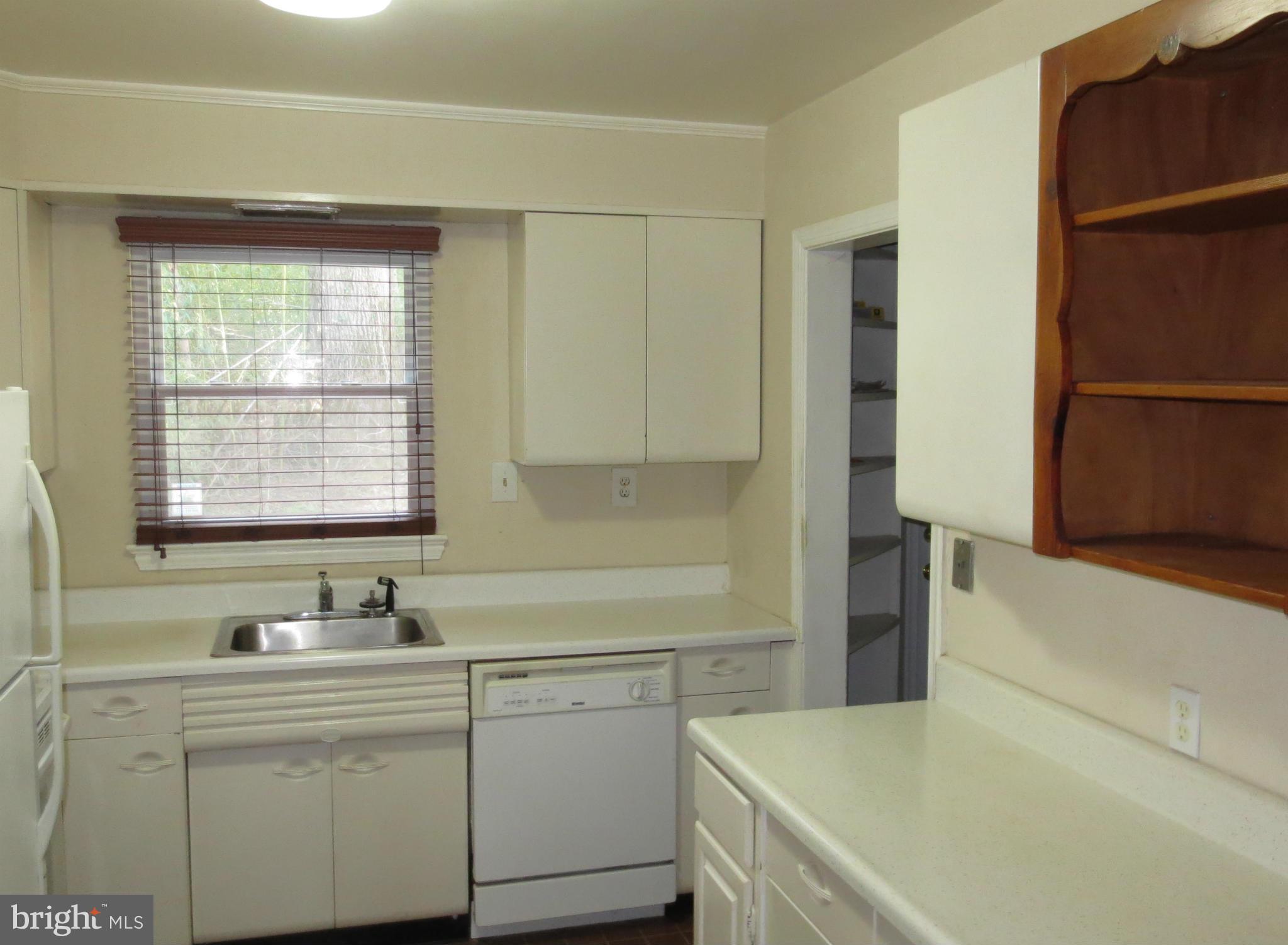 HILLANDALE - Residential