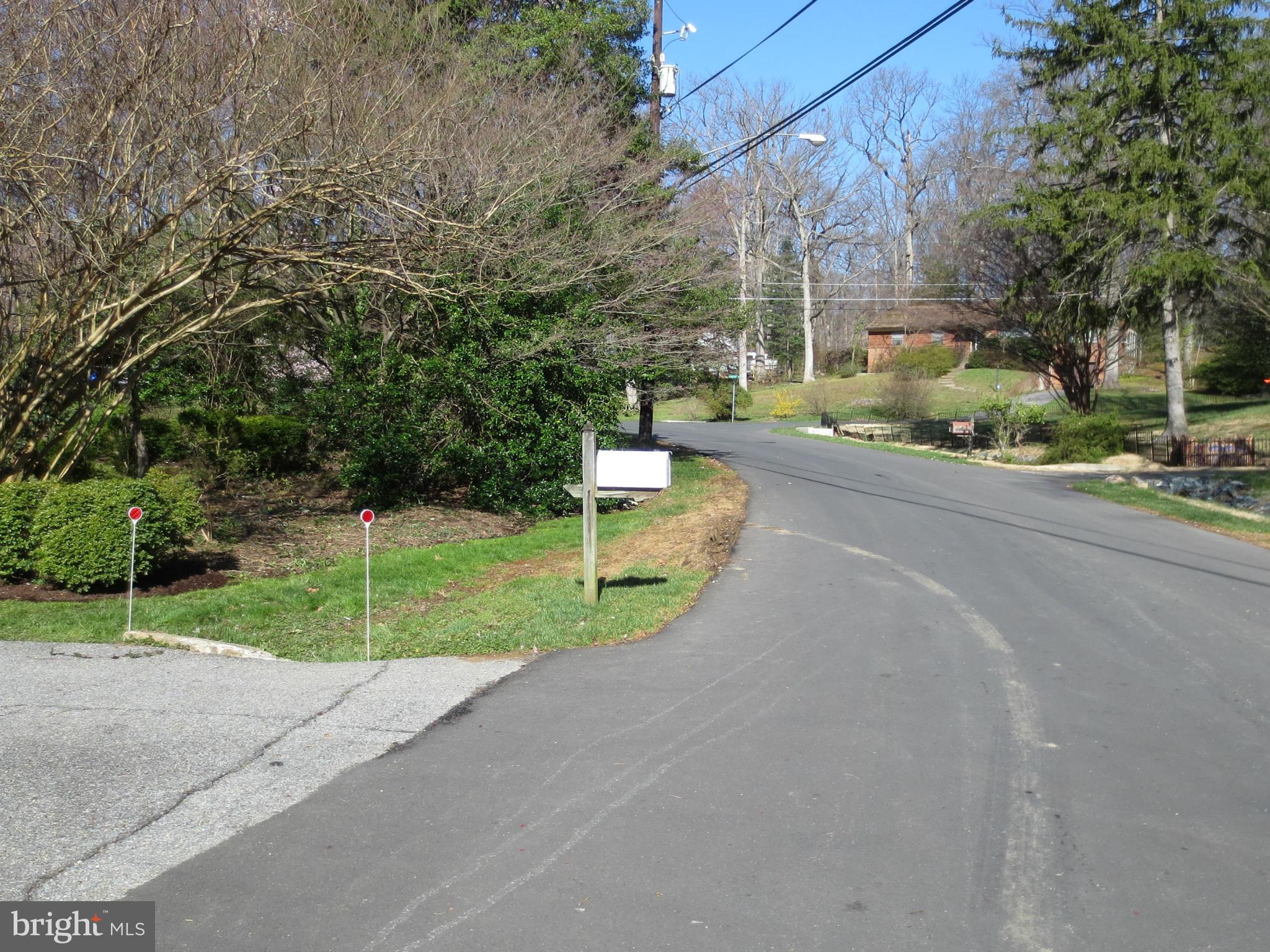 HILLANDALE - Residential