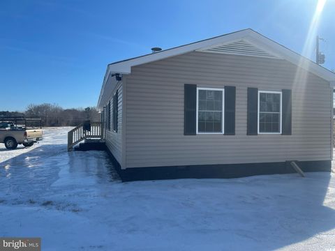 369 IVERY CREEK RD LANCASTER VA 22503