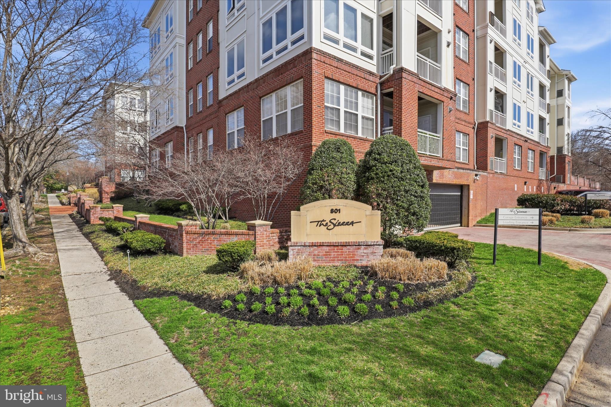 801 S GREENBRIER STREET 103