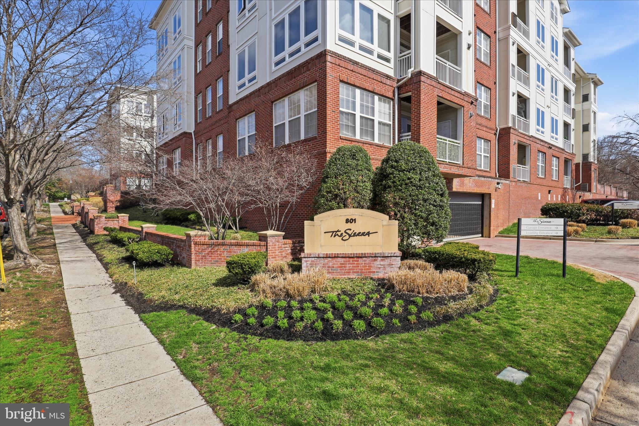 801 S GREENBRIER STREET 103