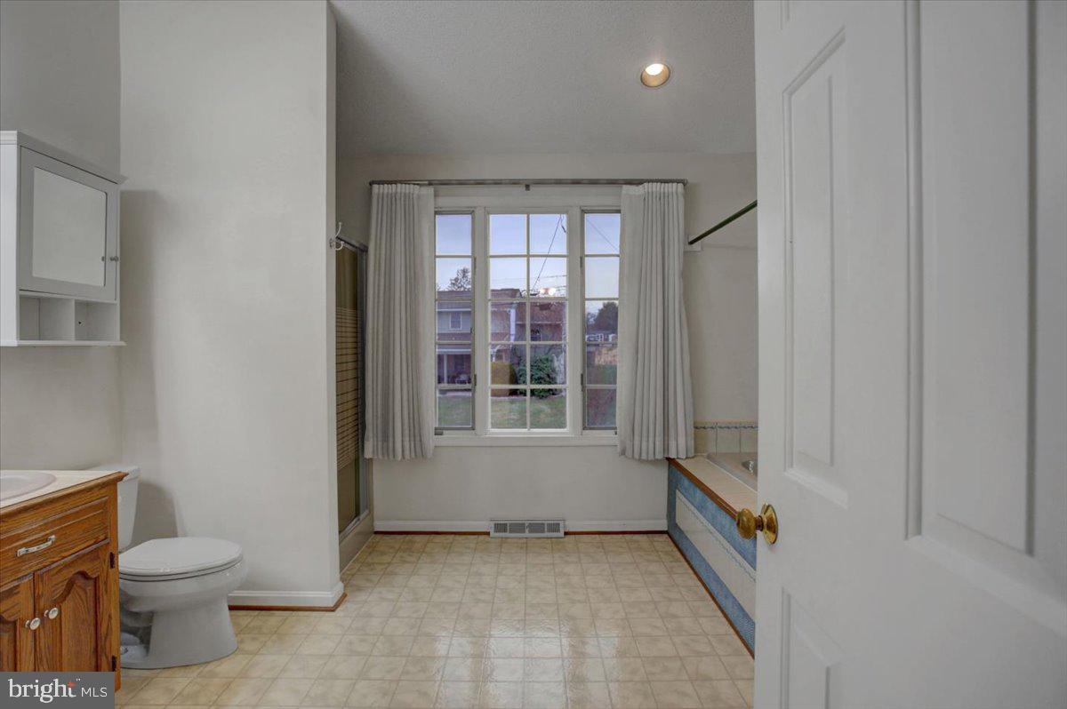 TERRACE HILLS - Residential