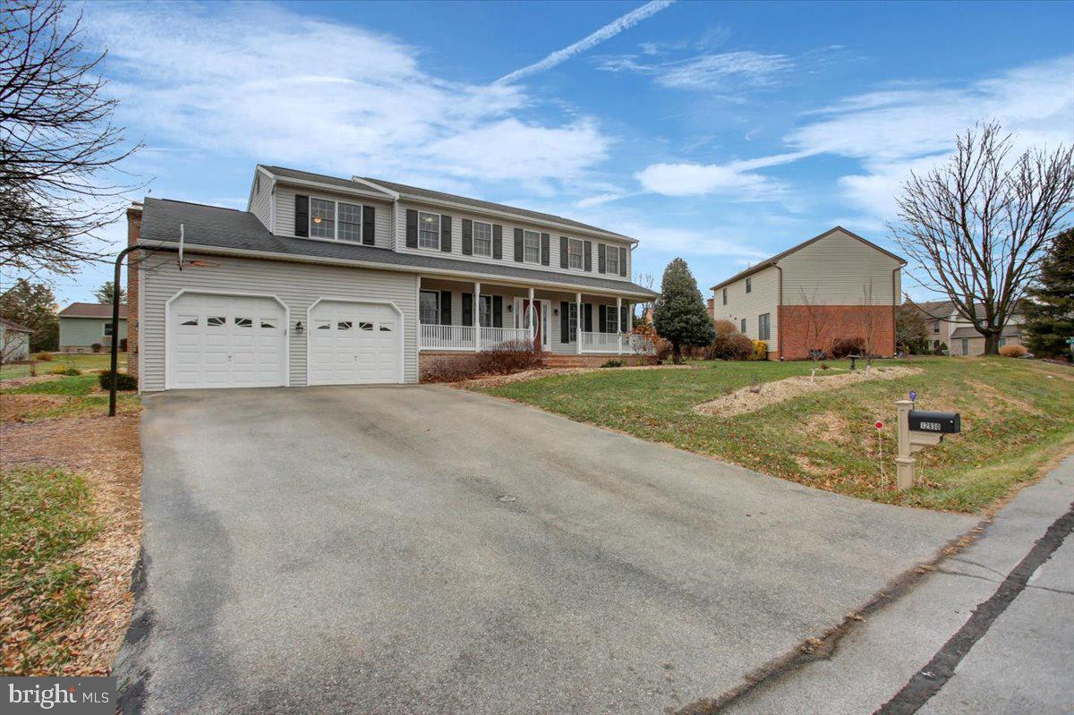 TERRACE HILLS - Residential