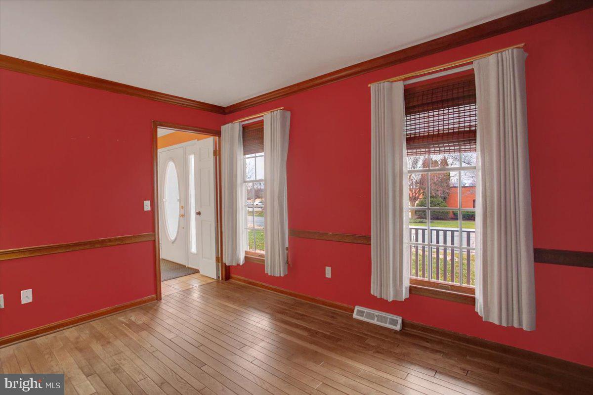 TERRACE HILLS - Residential