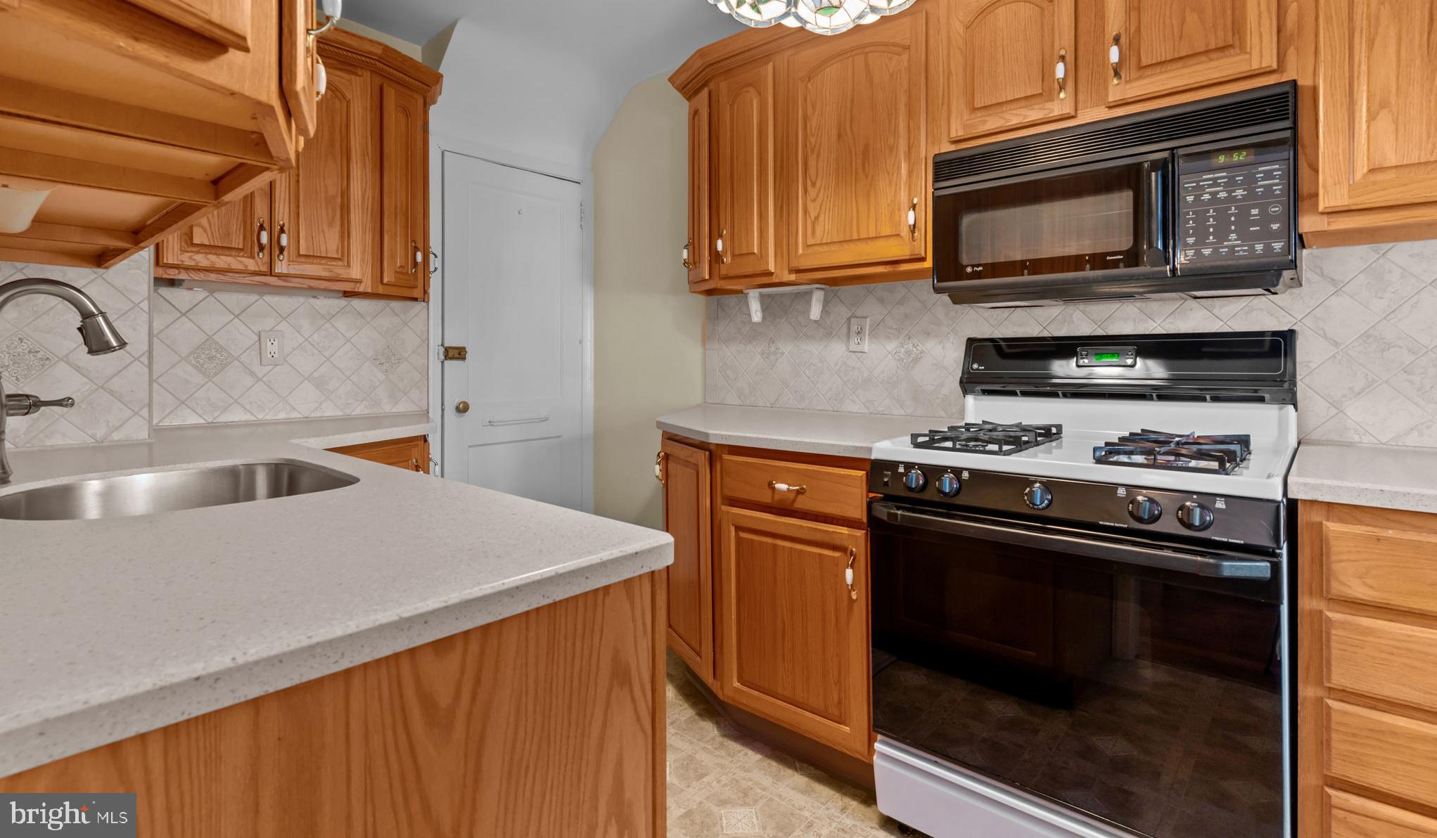 HOLMESBURG - Residential