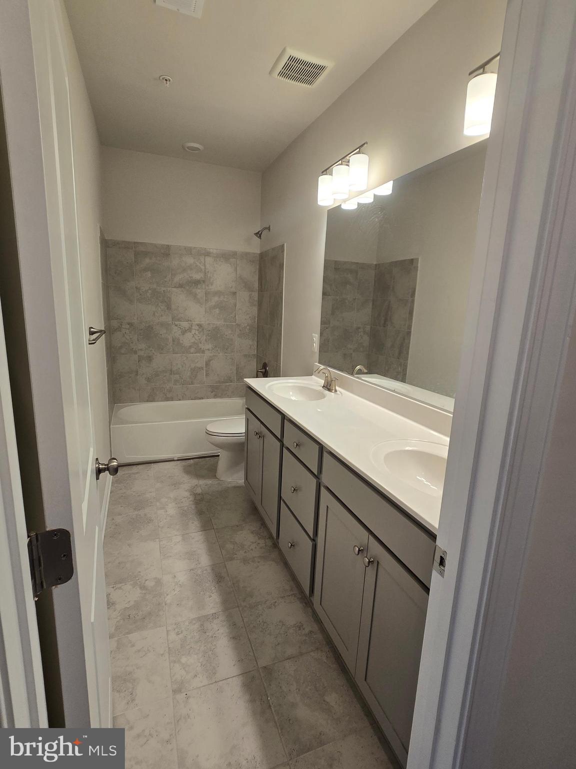 QUINCE ORCHARD - Residential Lease