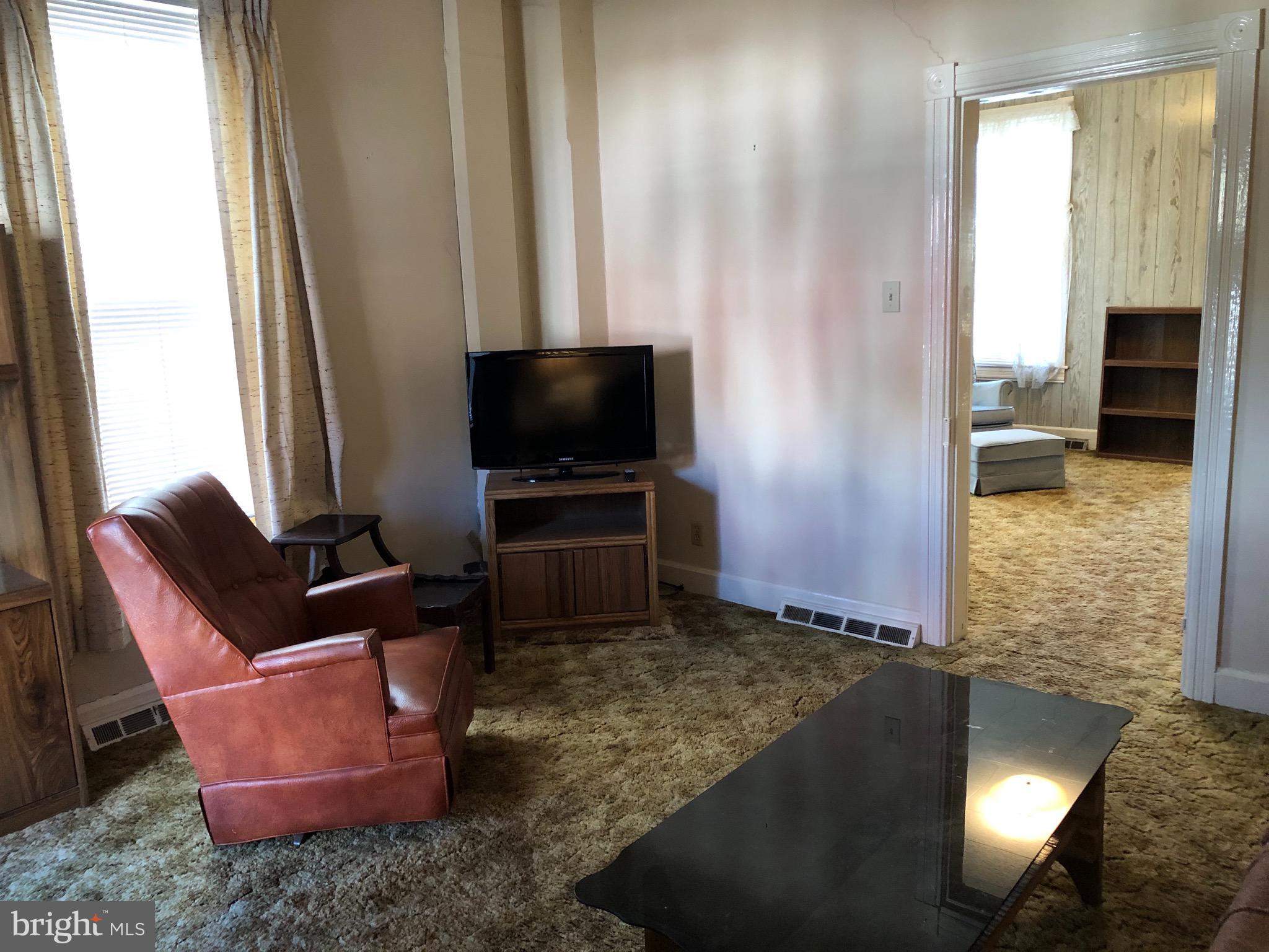 HAGERSTOWN - Residential