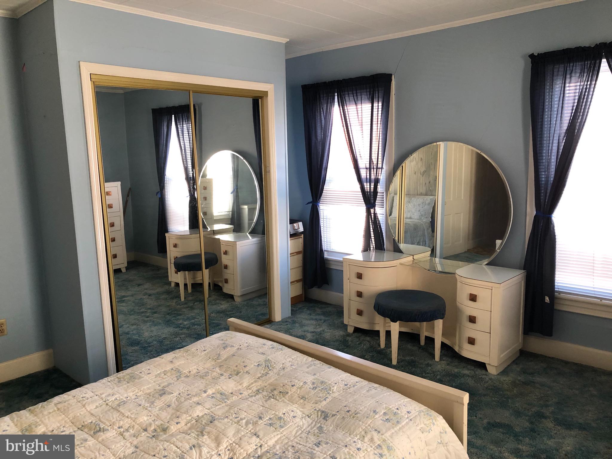 HAGERSTOWN - Residential