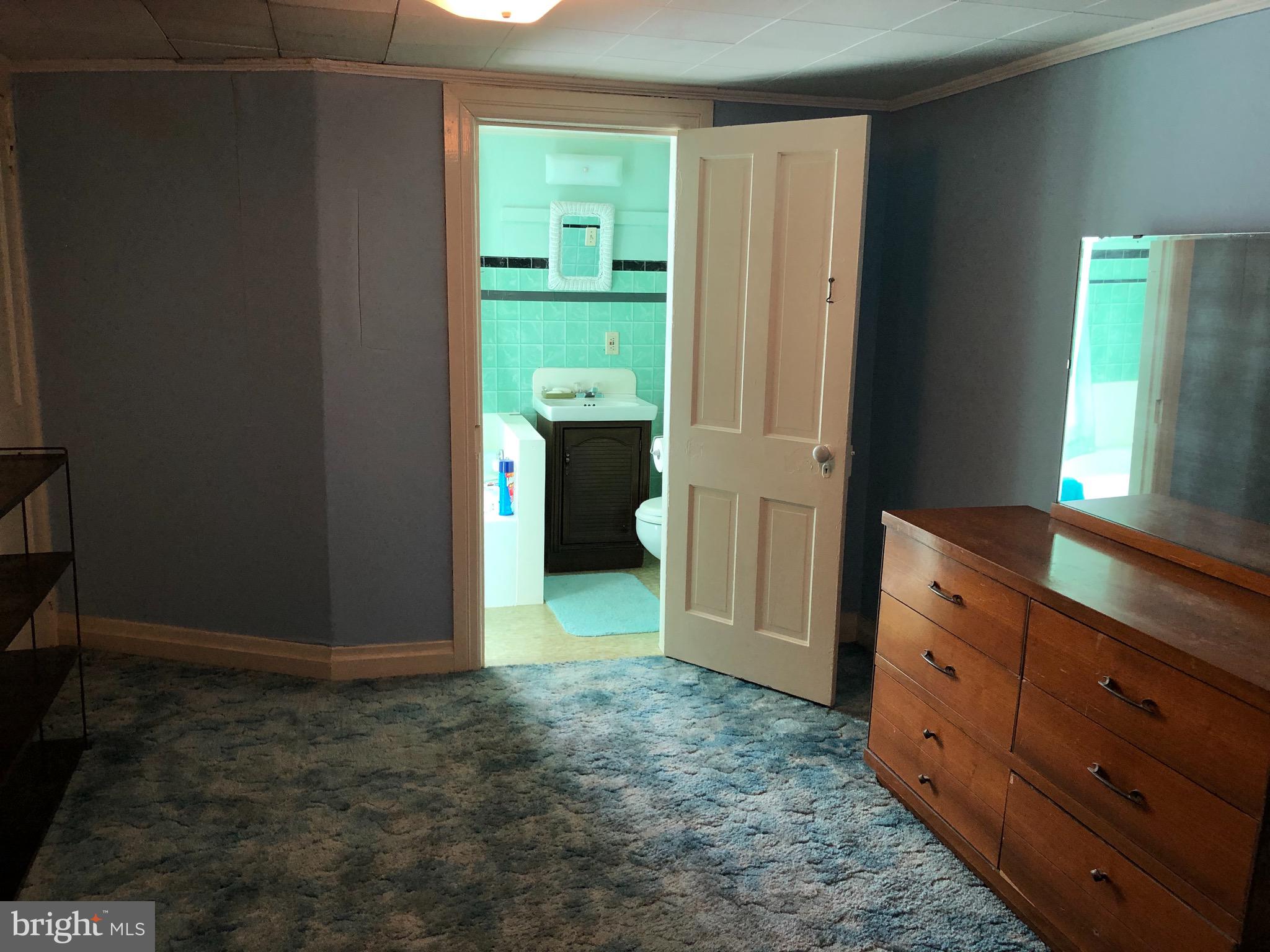 HAGERSTOWN - Residential