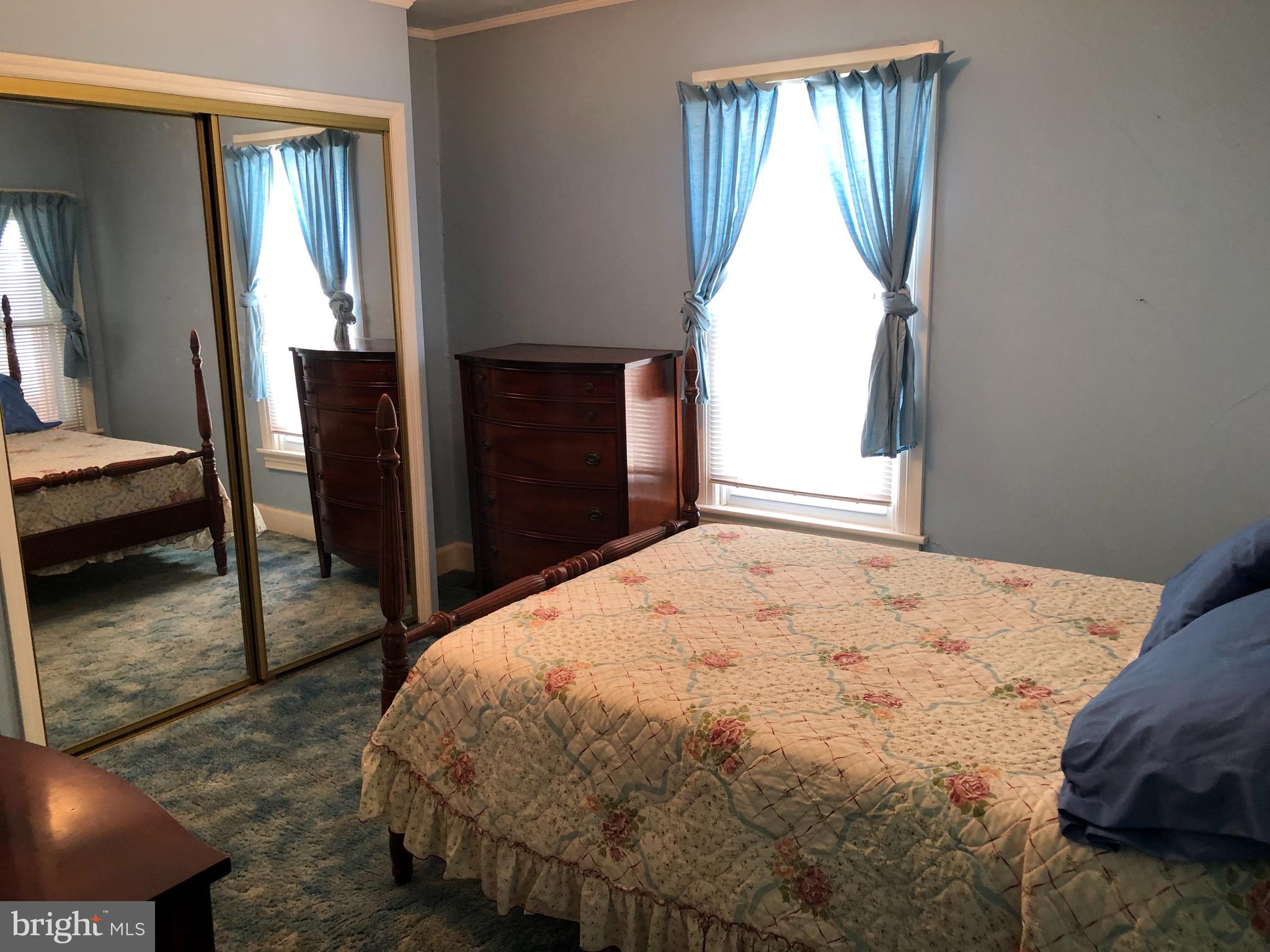 HAGERSTOWN - Residential