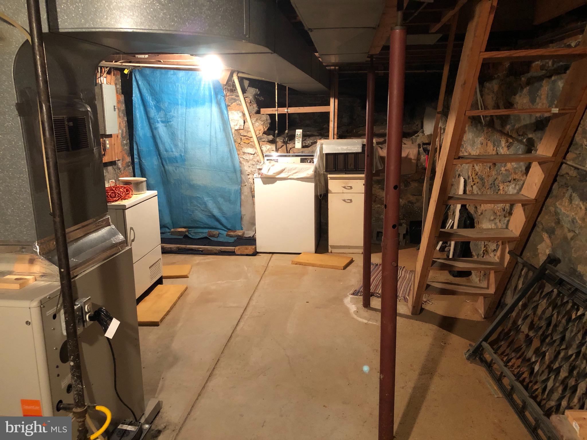 HAGERSTOWN - Residential