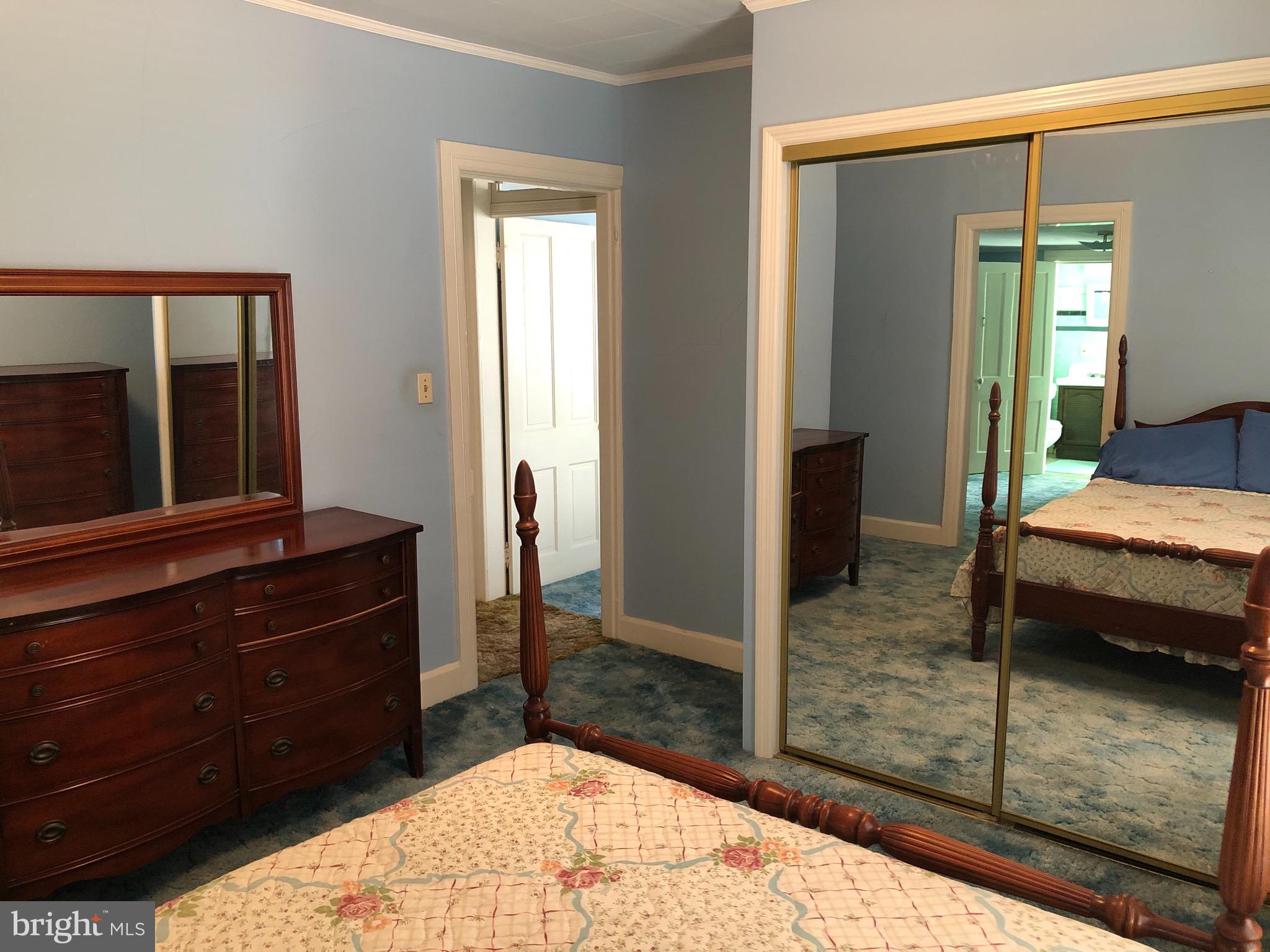 HAGERSTOWN - Residential