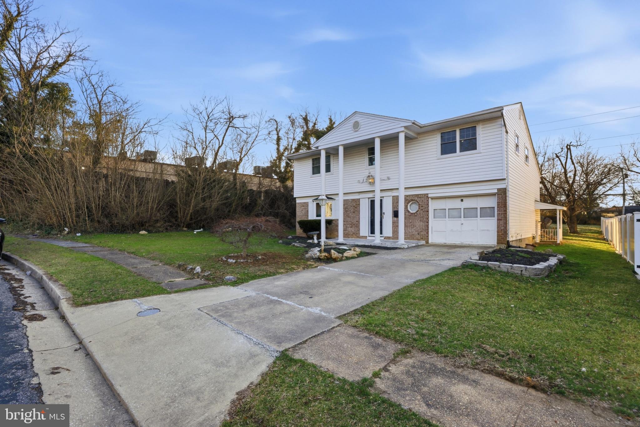 THE WOODLANDS - Residential