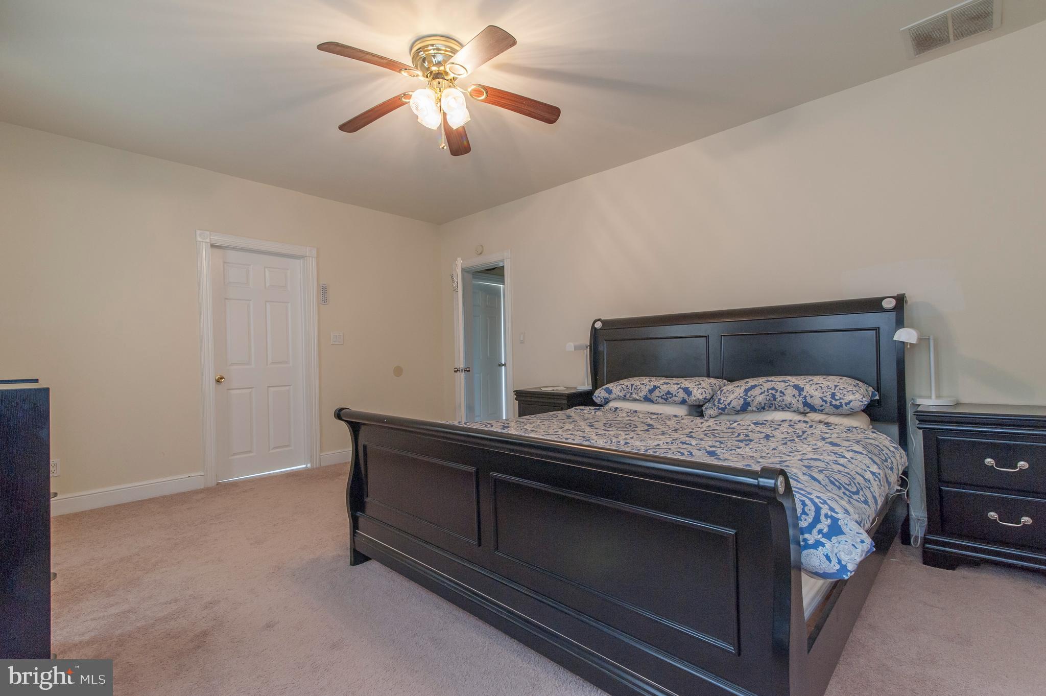 HOWARD PARK - Residential