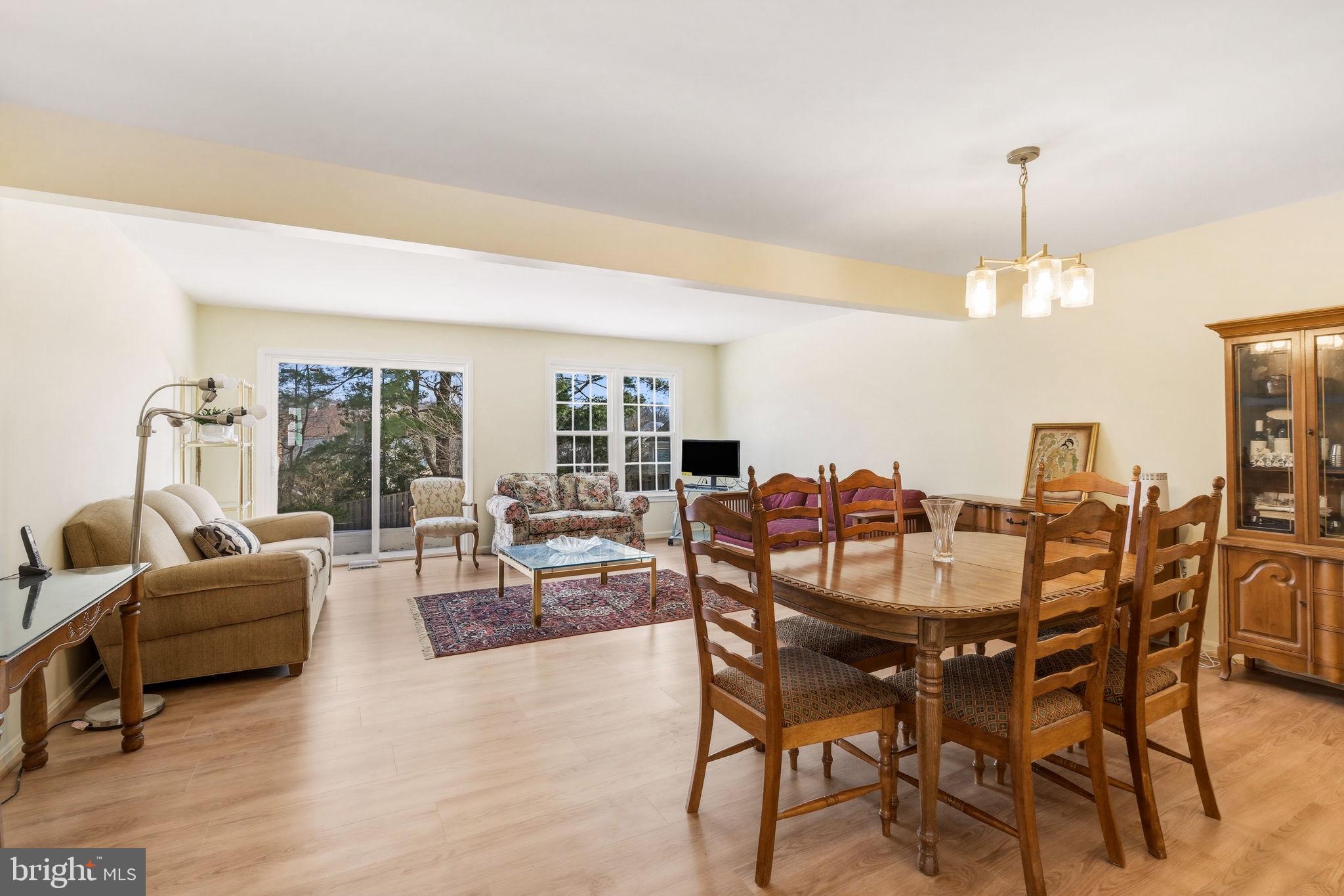 ORCHARD HILLS - Residential