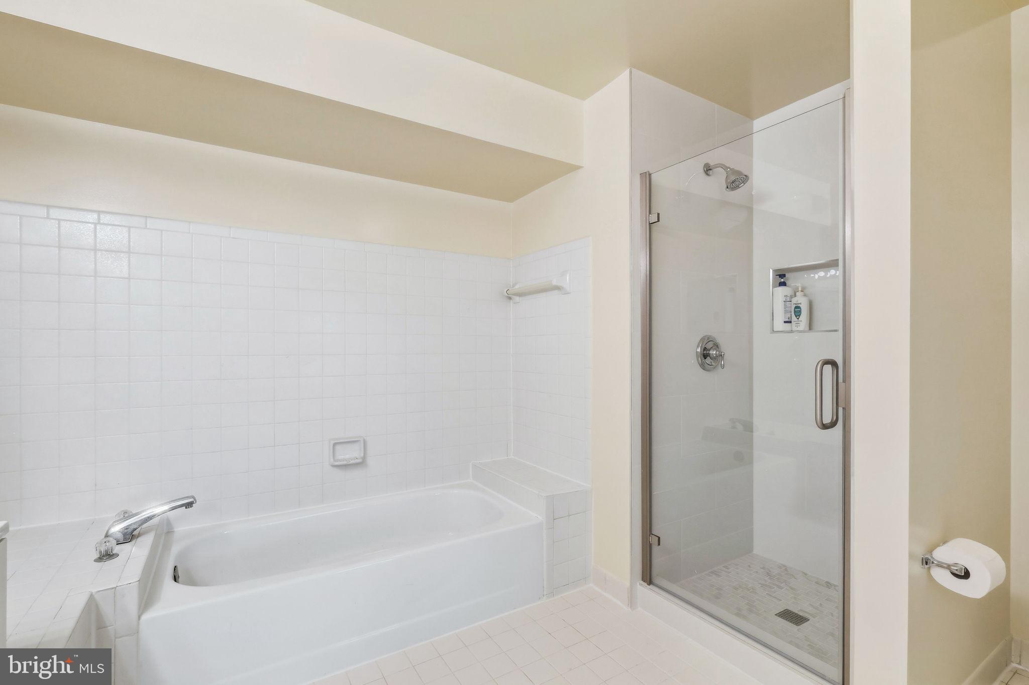 ORCHARD HILLS - Residential