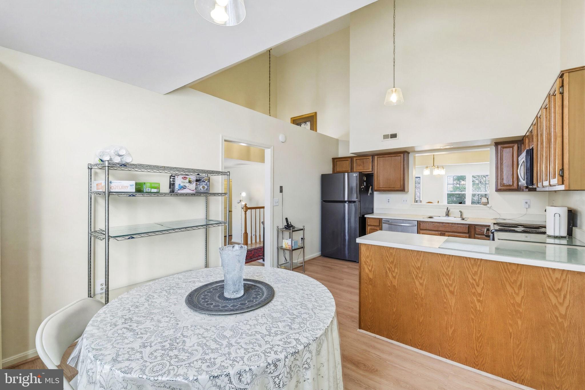 ORCHARD HILLS - Residential