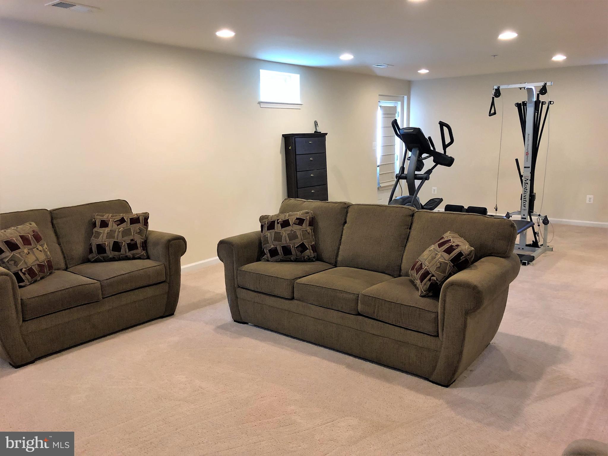 MYERS ESTATES - Residential