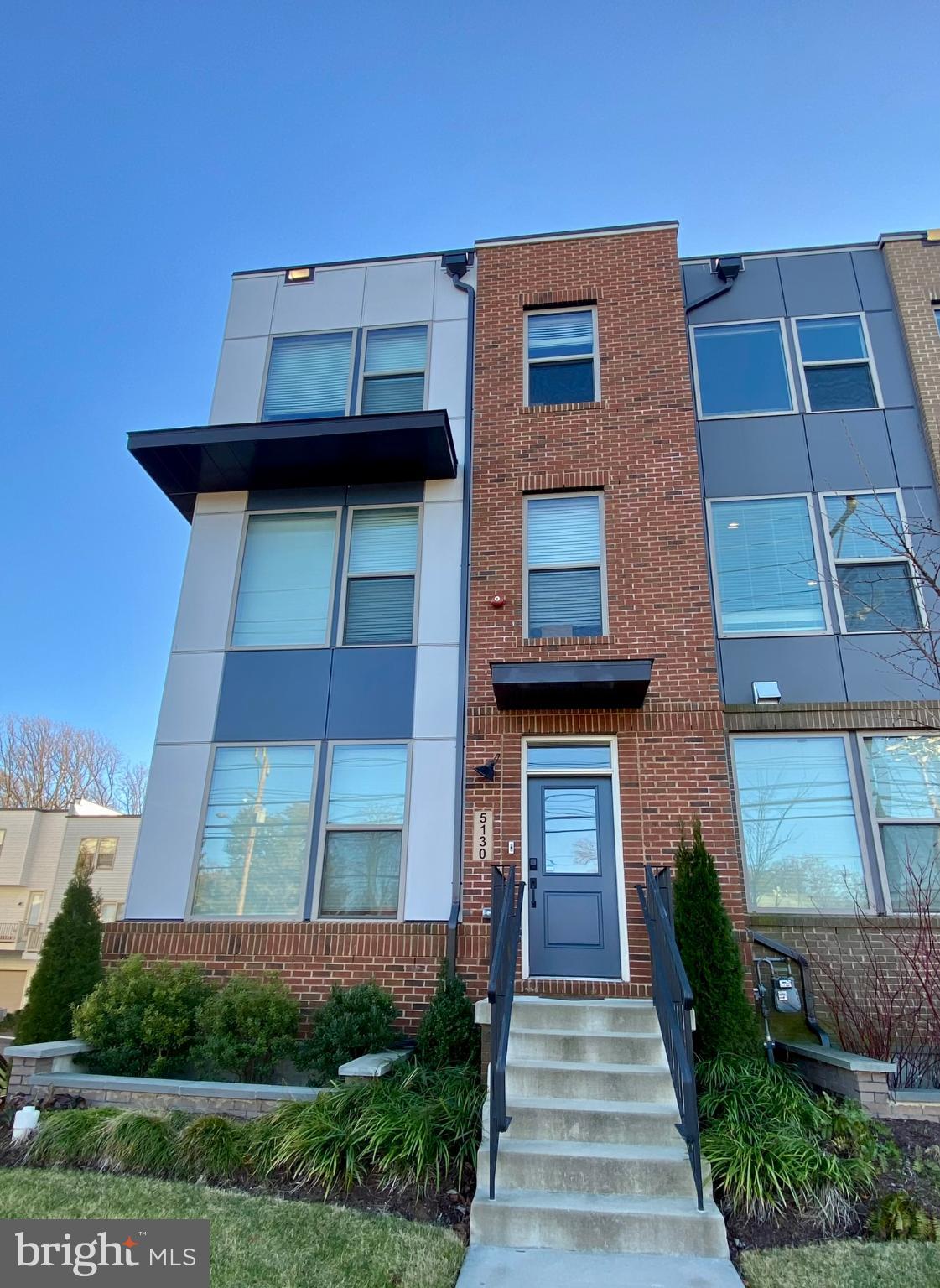 NORTH QUARTER - Residential Lease